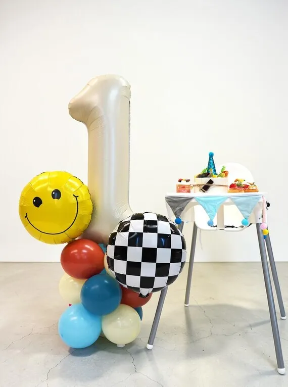  'Lucky Packet' Balloon Garland - 1ft
