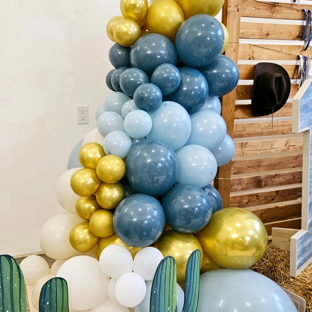 Rodeo Balloon Garland Set of 2 Asymmetrical