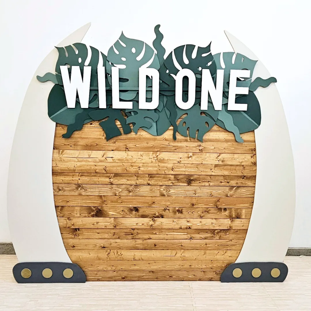 Customizable Safari Backdrop Decoration