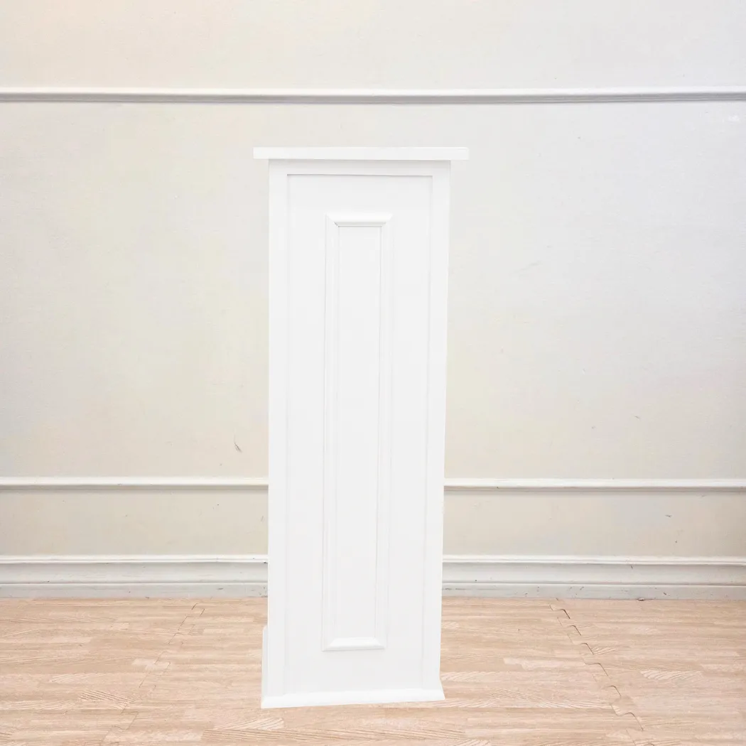White Cake Pedestal Medium