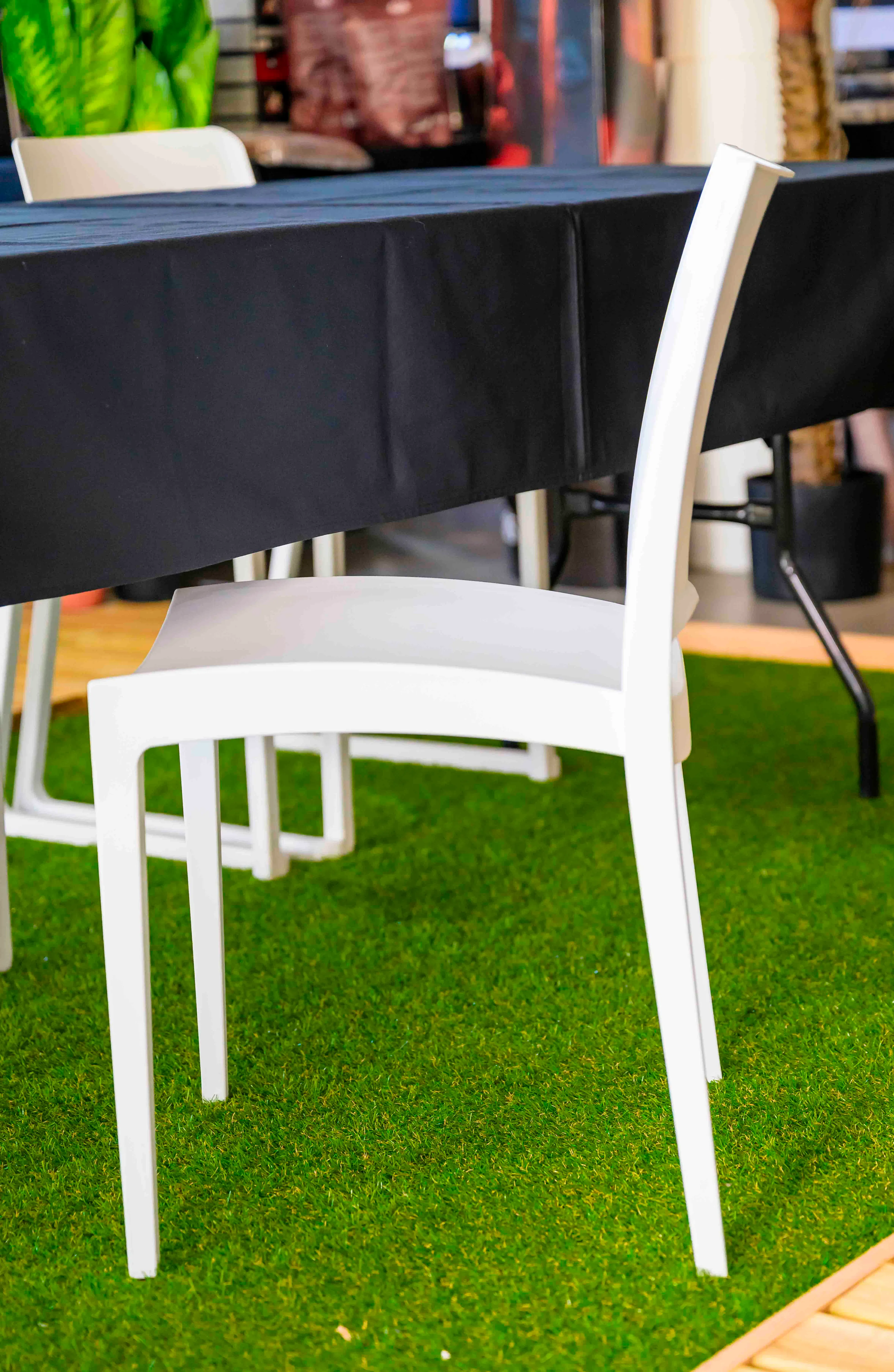 Stoelen, krukken & banken