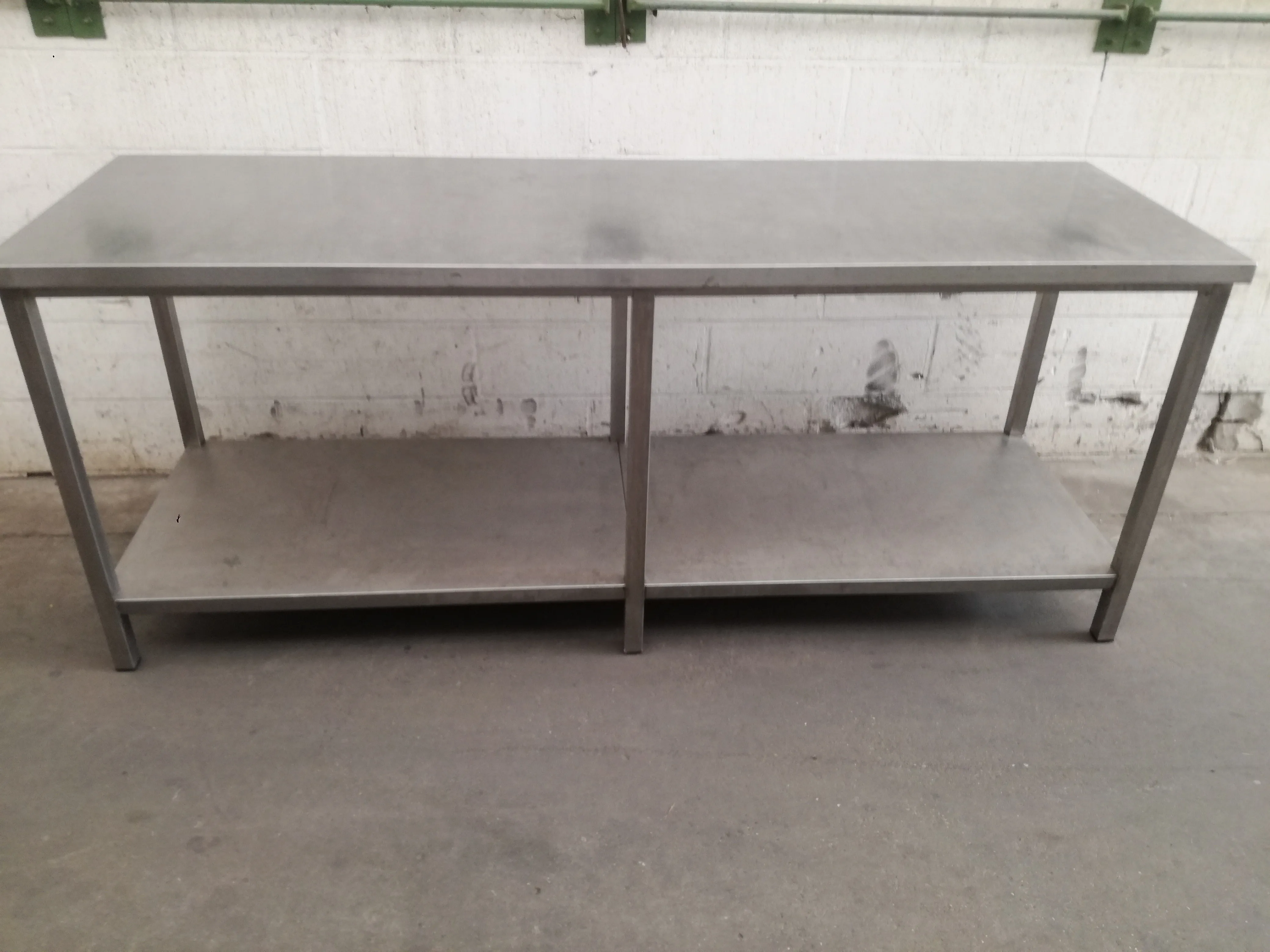 Inoxtafel op wieltjes 2m x H 90cm x Br 80cm