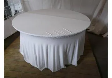 Gala hoes wit met ronde klaptafel dia 183 cm