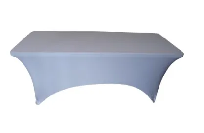 Witte stretchhoes met bankettafel