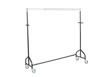 Garderobe + kapstokken + nummering voor 50 personen