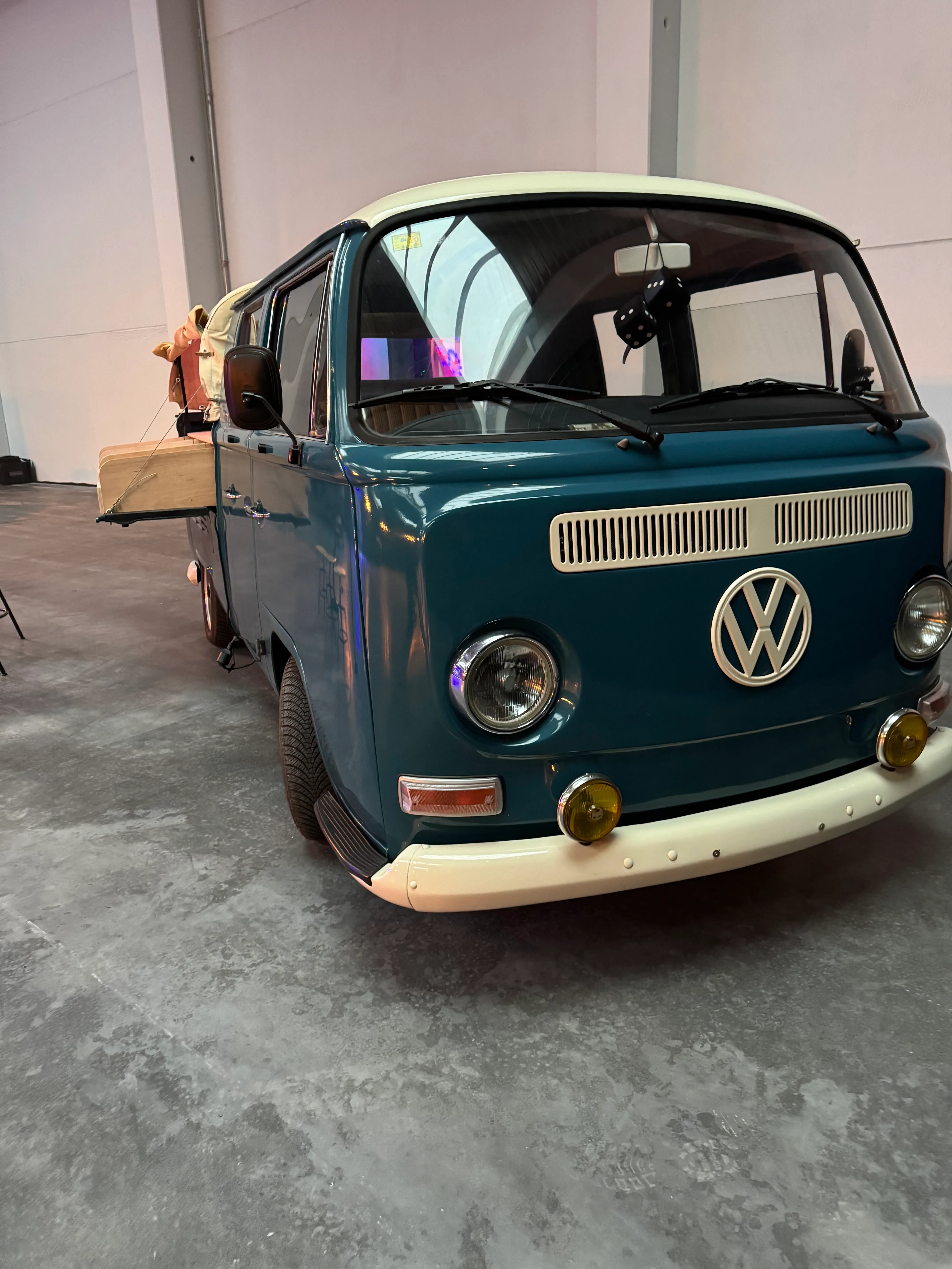 Flat Foor Camel Derby