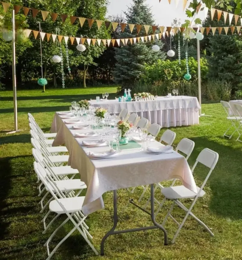 Tables & Chairs