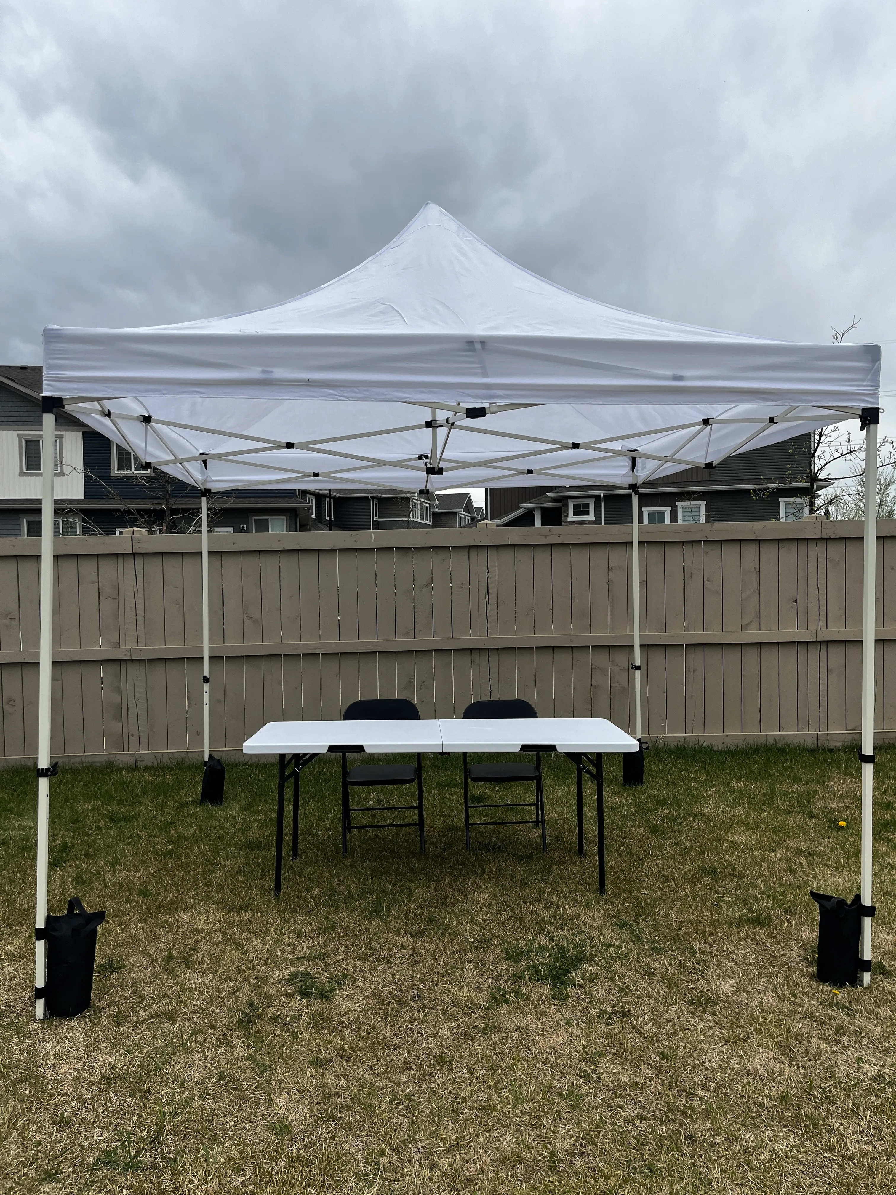 10 x 10 Pop-Up Tent