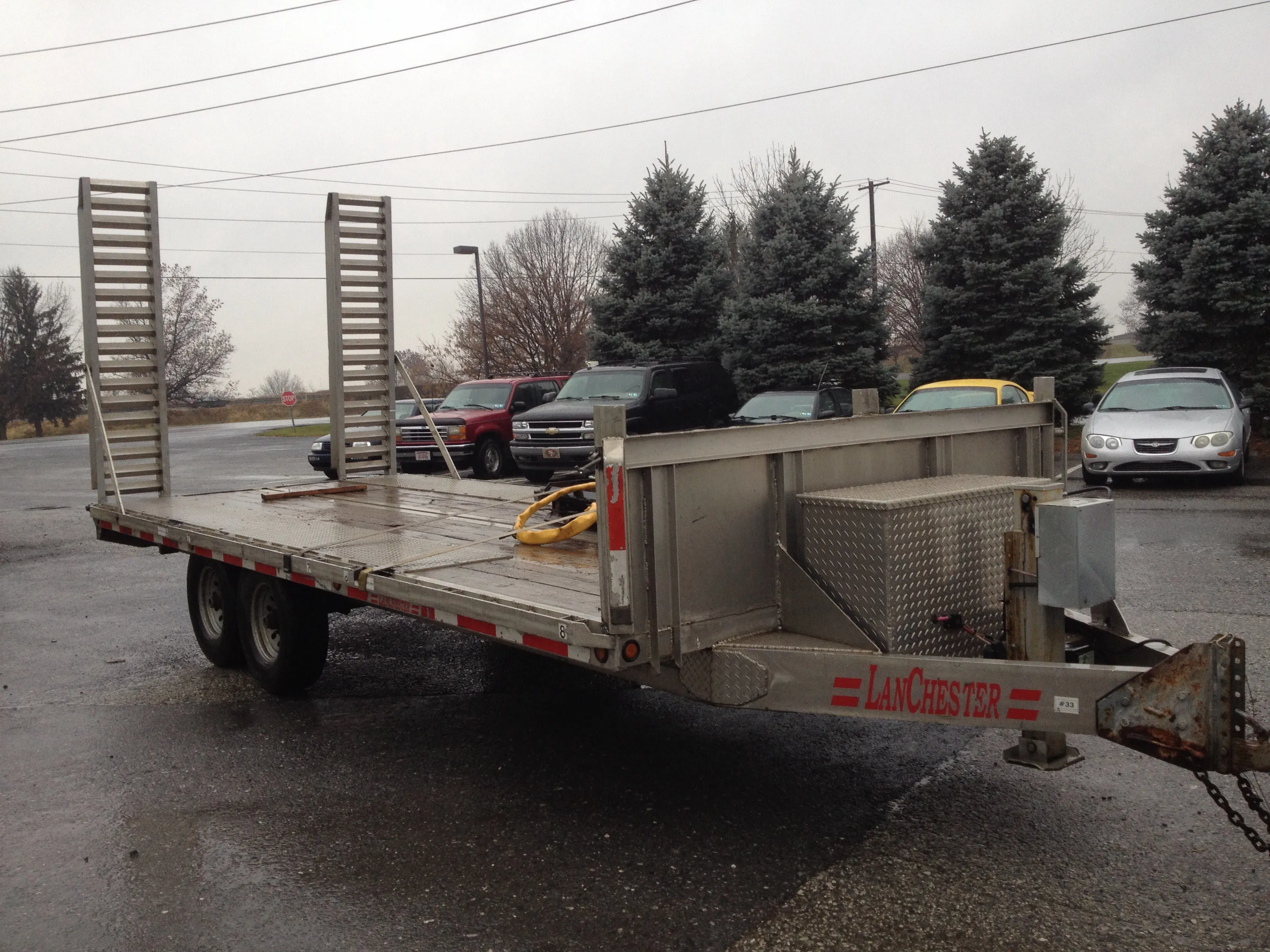 20' Aluminum Trailer with Loading Ramps
