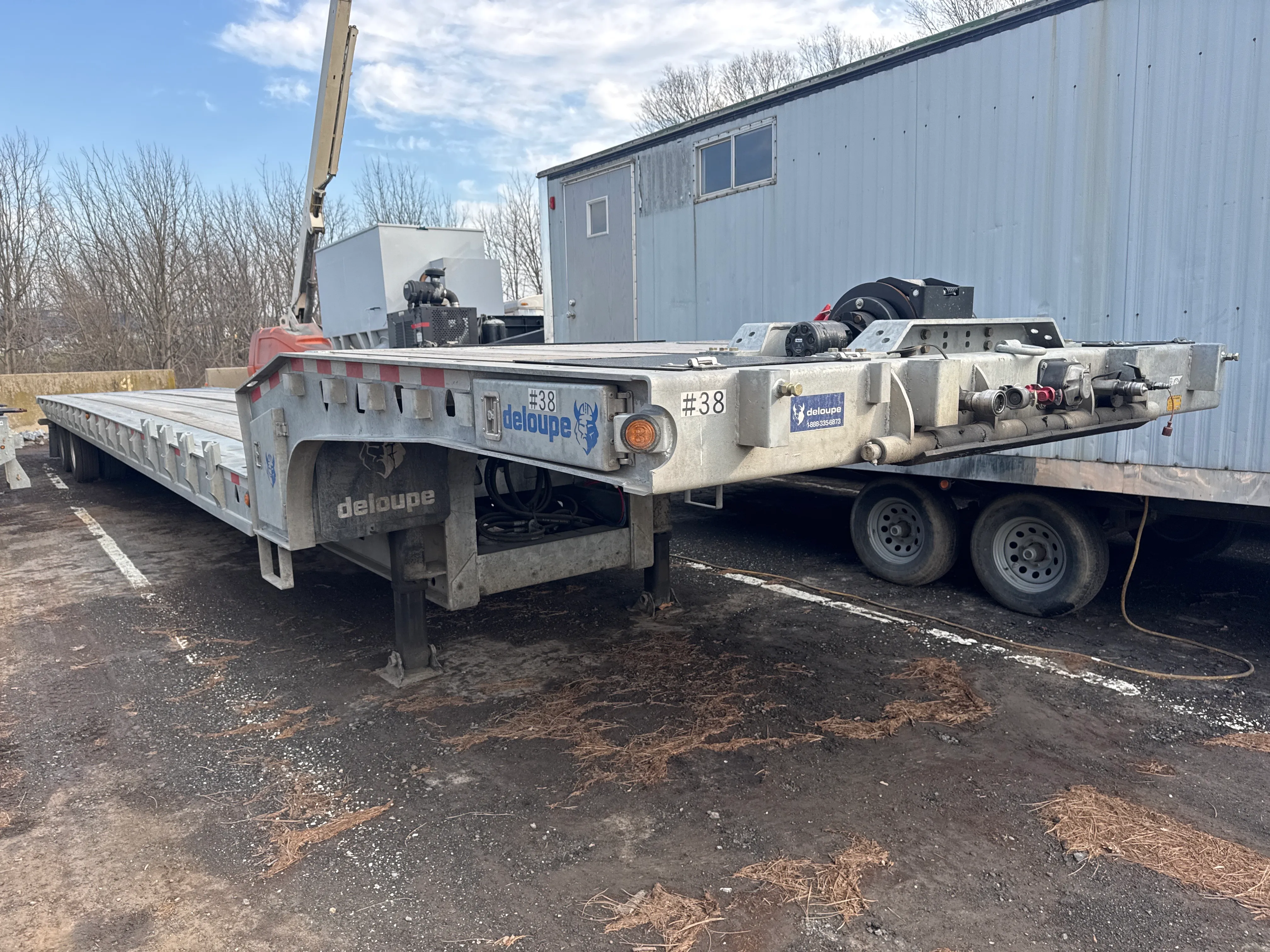 Deloupe Trailer with Winch