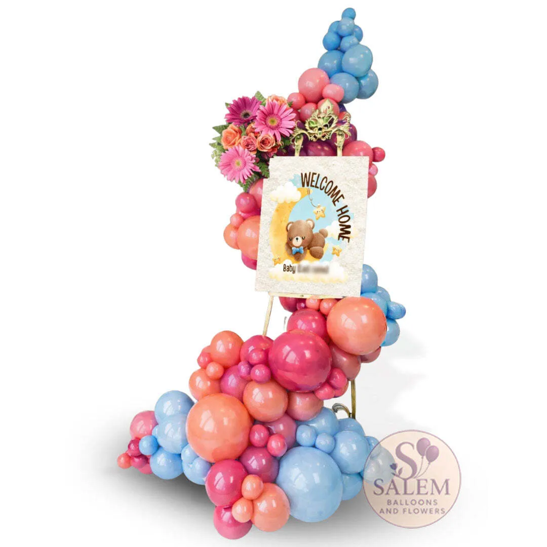 Welcome Balloon Garland and Sign