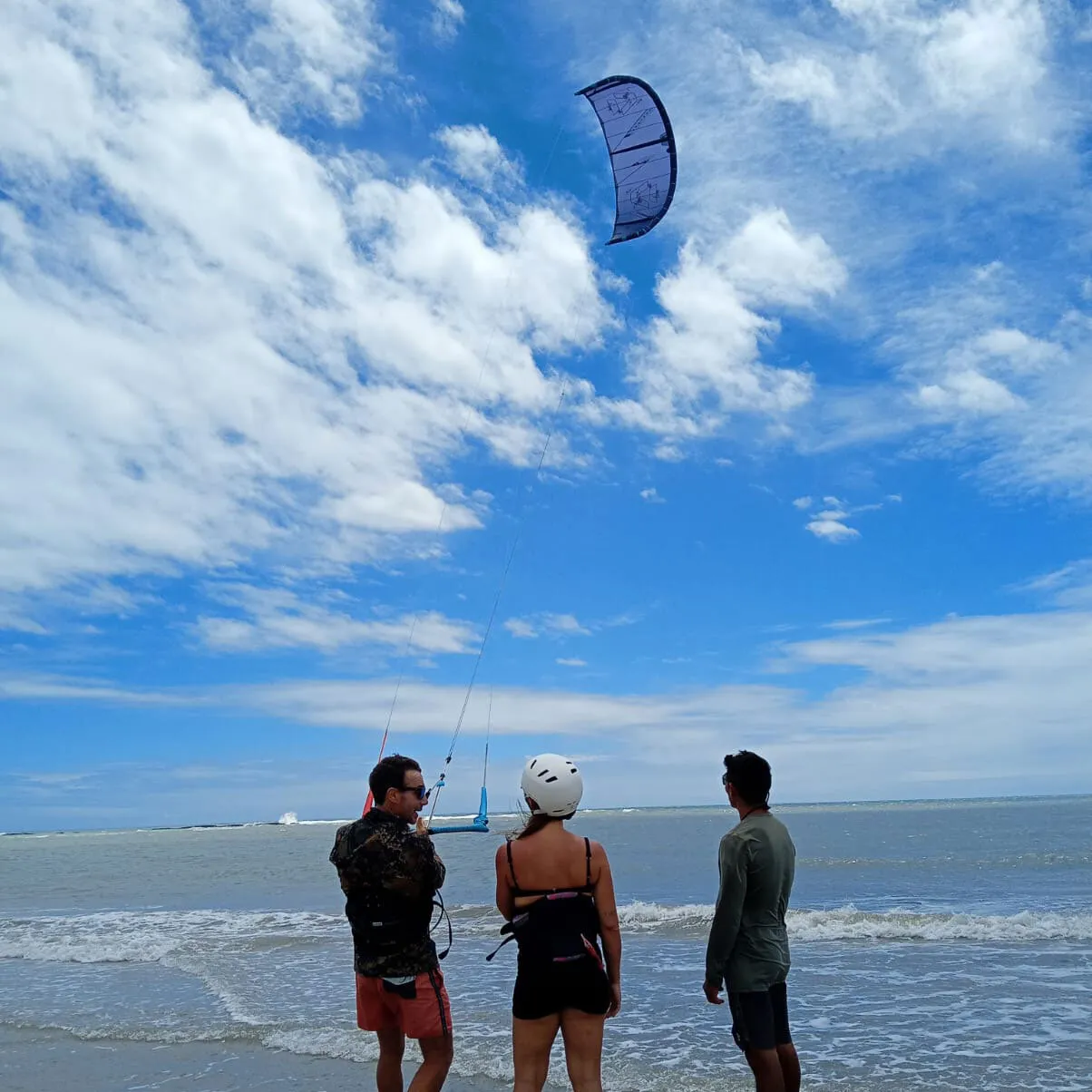 Kitesurf Instruction 2H Private Beach