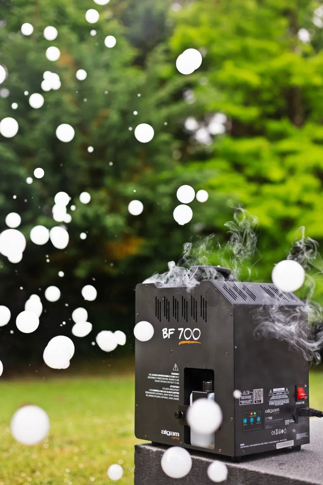 Machine à fumée brouillard bulles BF700 avec télécommande sans fil