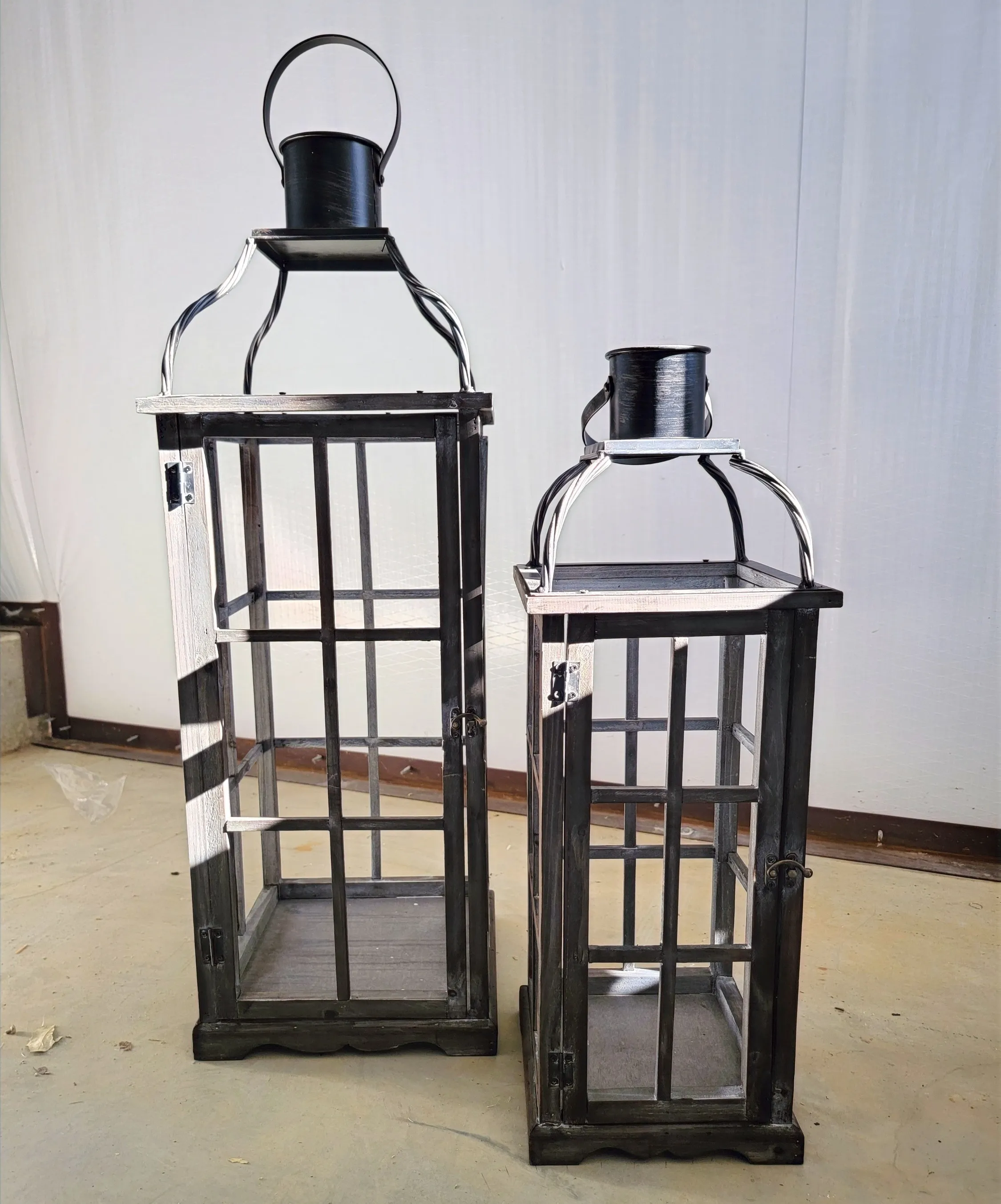 Farmhouse Window Open Lantern