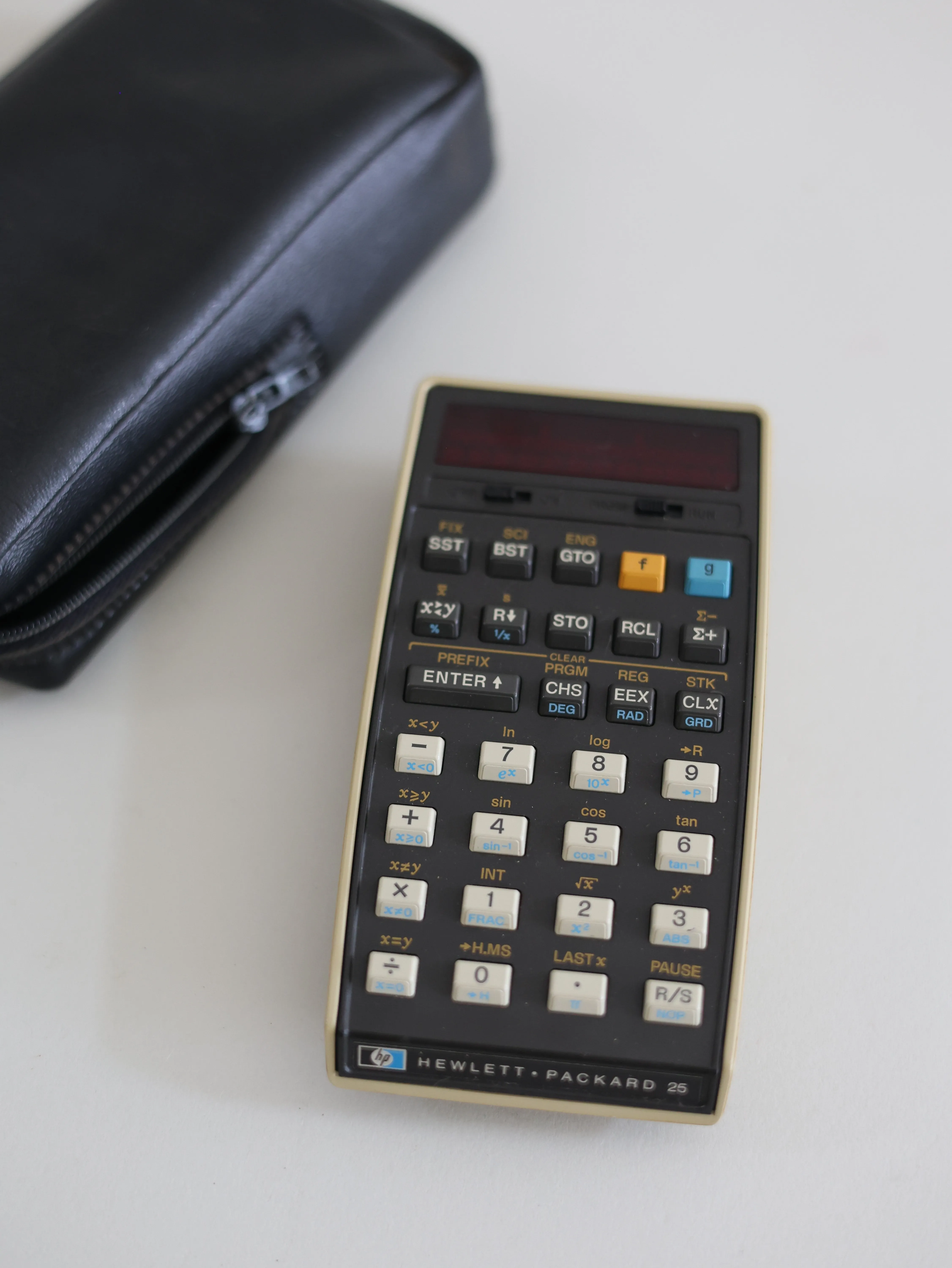 Calculator HP 25/Case
