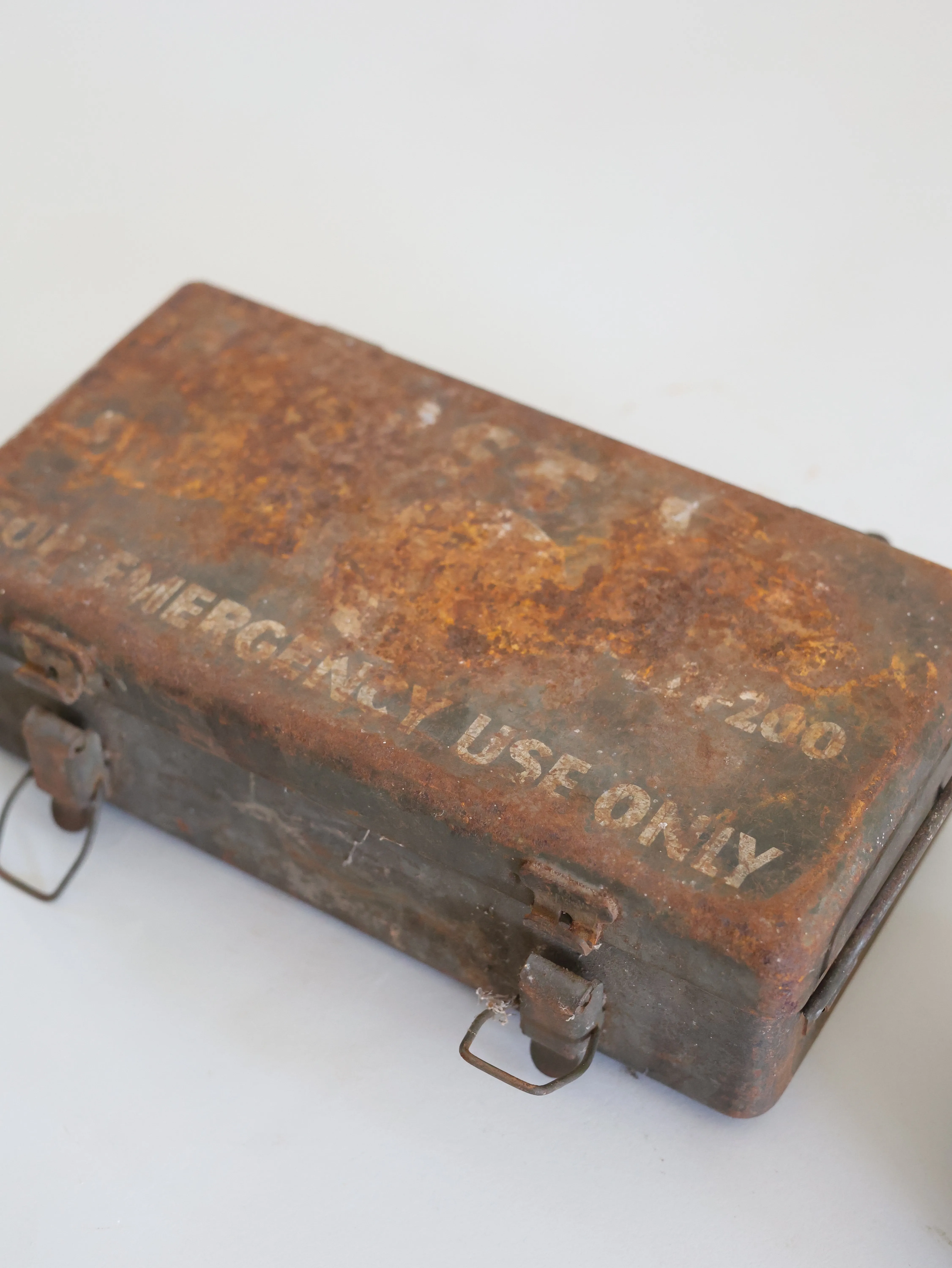 Old First Aid Kit Metal Korea