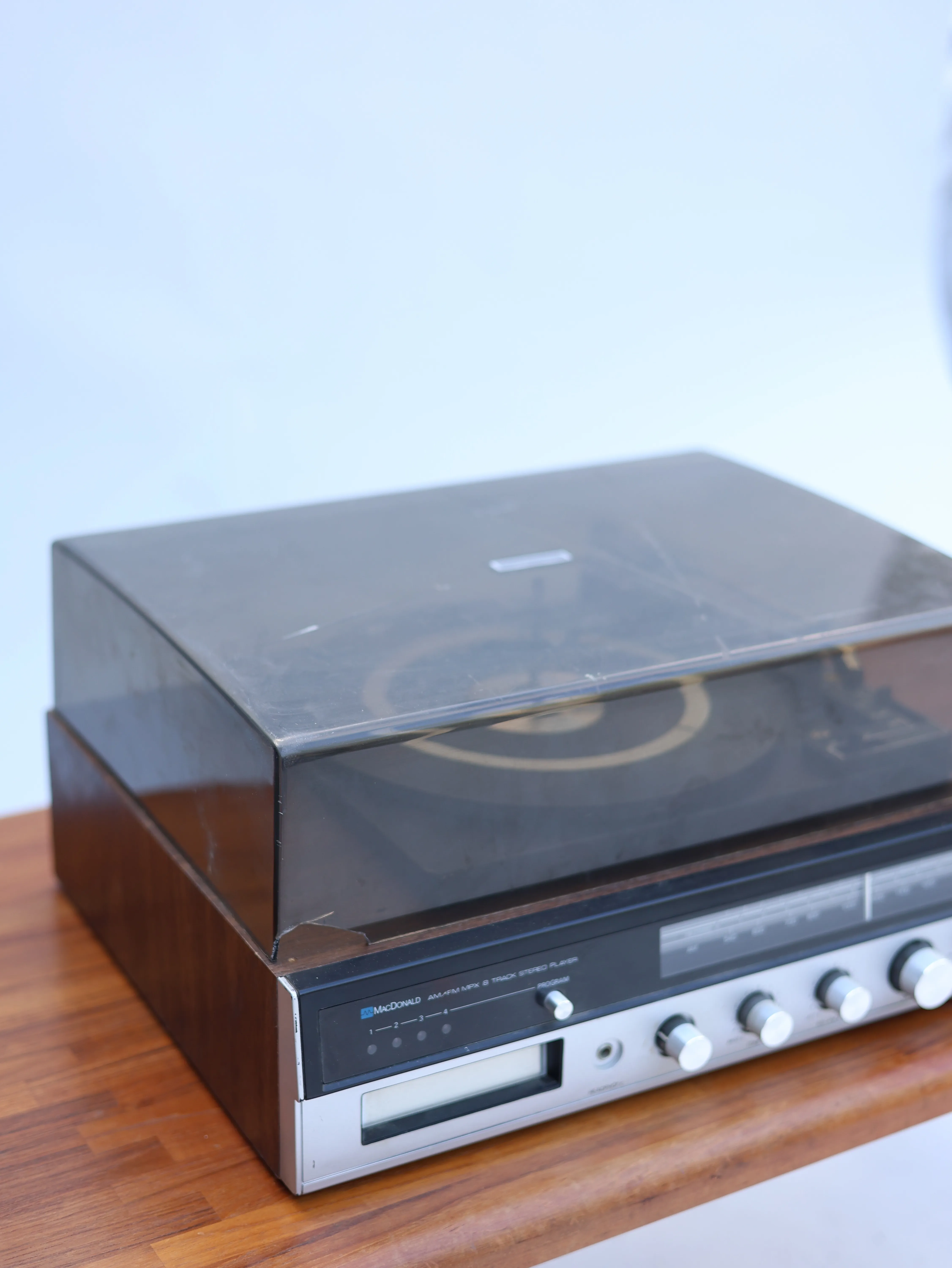 Radio & Vinyl Disc Player Macdonald