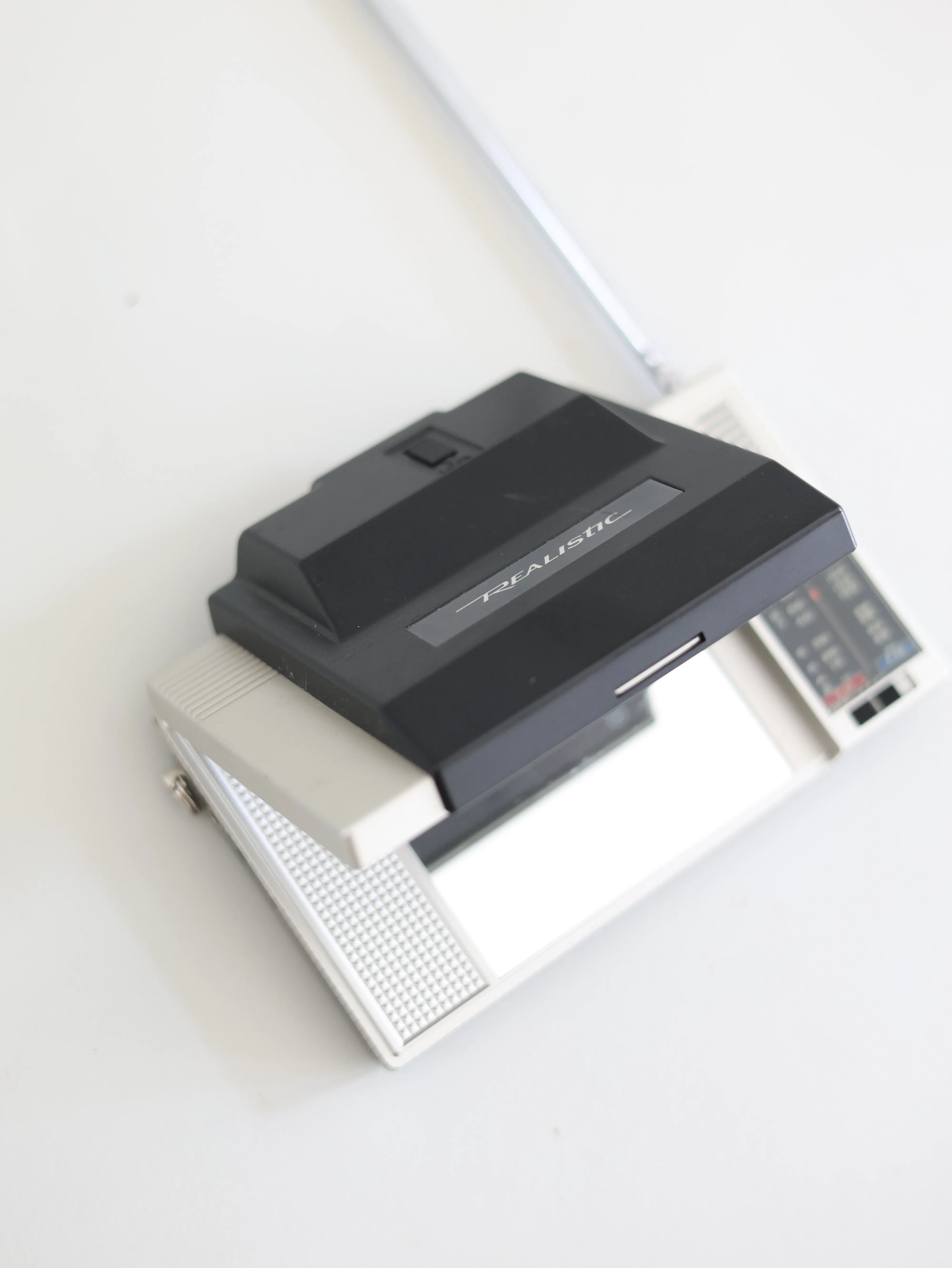 Mini TV Realistic Mirror/Case