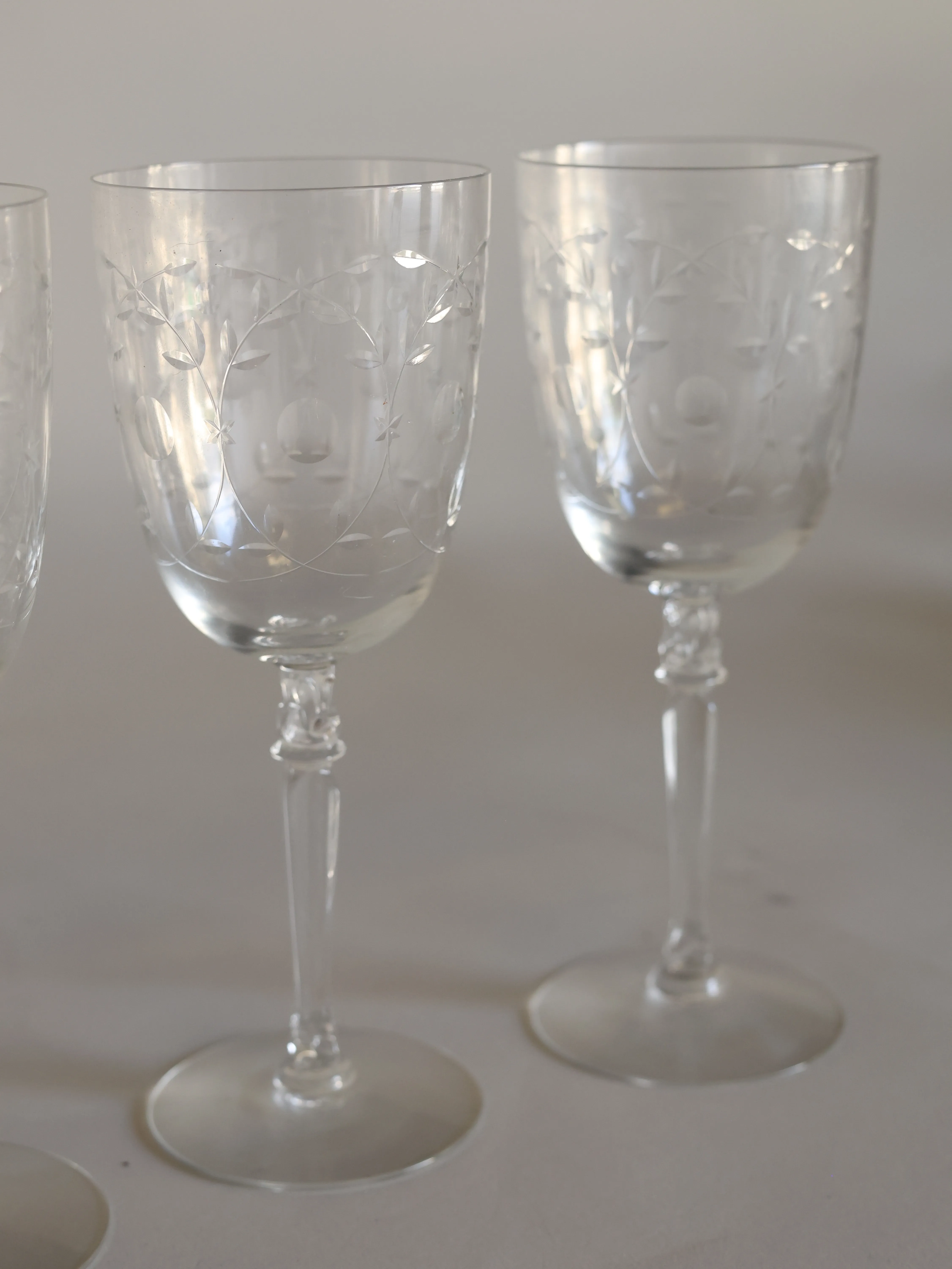 Ada crystal wine glasses set of 6