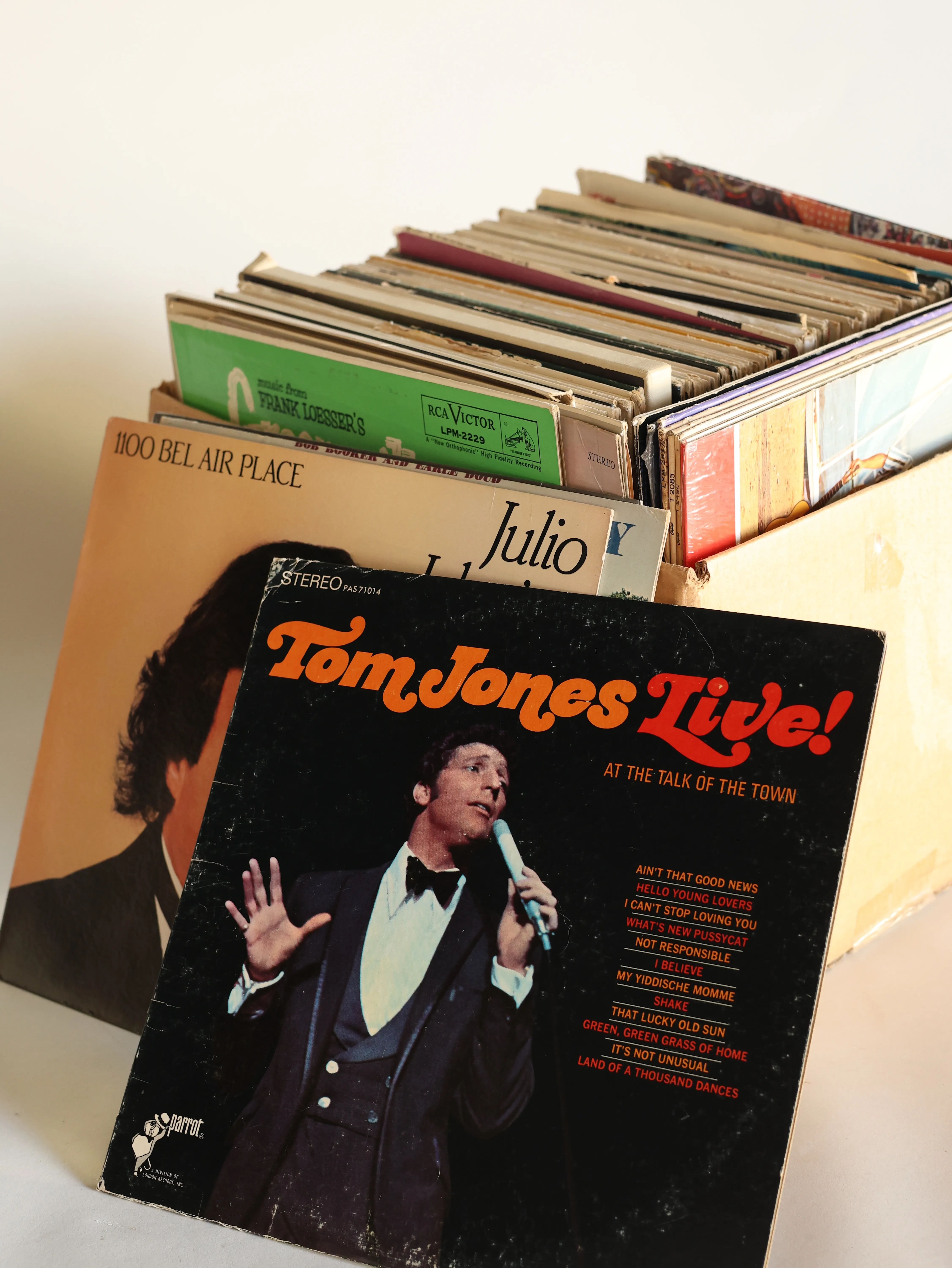 Assorted Vinyl Long Play discs 33 RP