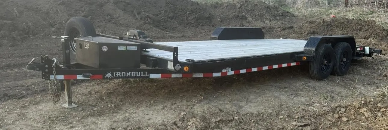 Ironbull 22’ car hauler