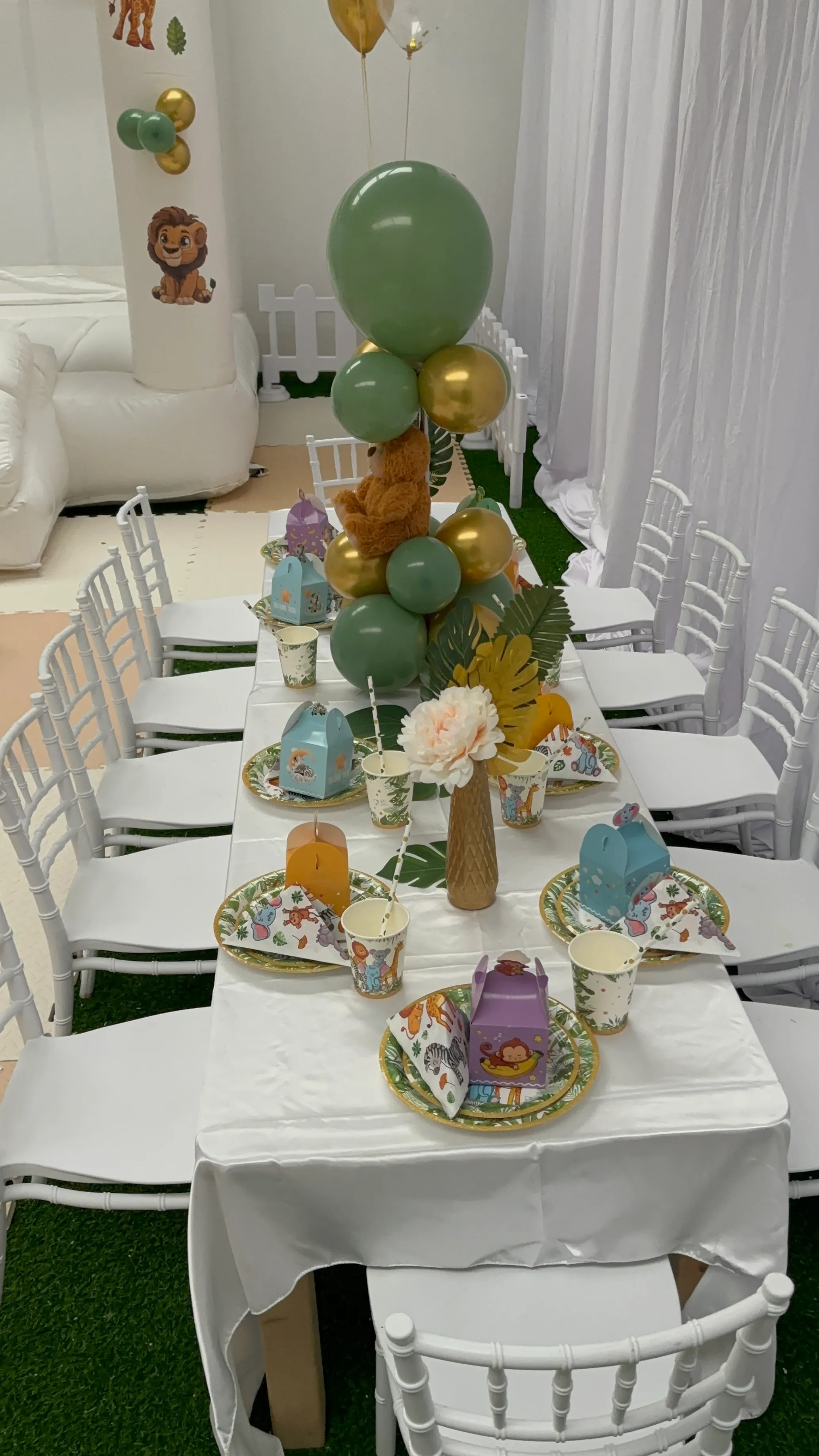 Kids Party Table Setting and Styling