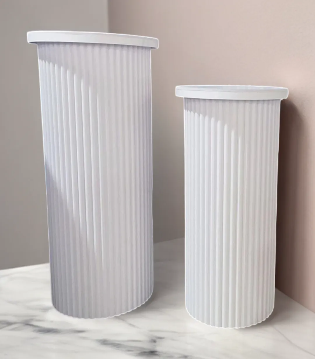  Acrylic Ripple Plinth Cake Stand 