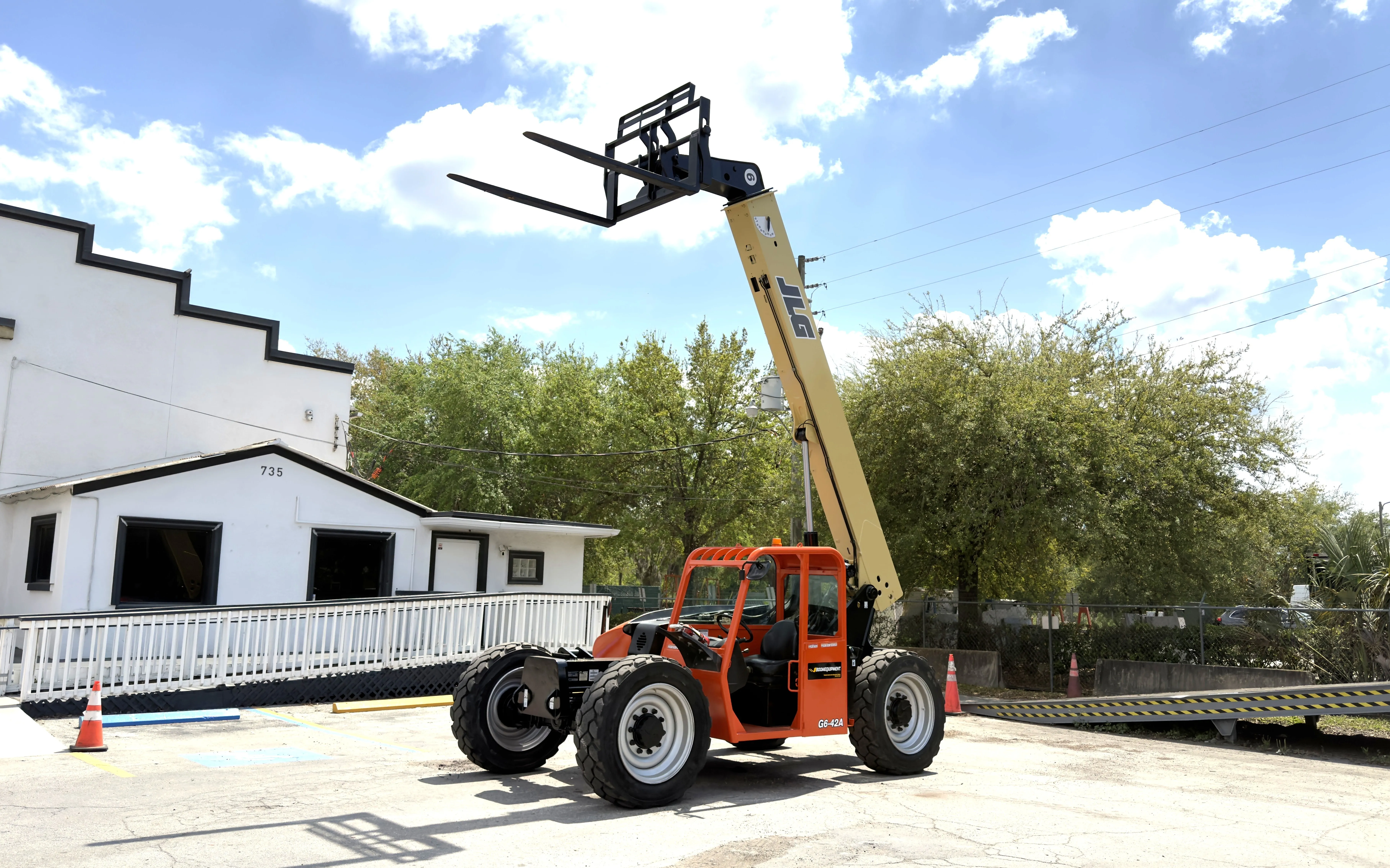 JLG G6-42A Telehandler