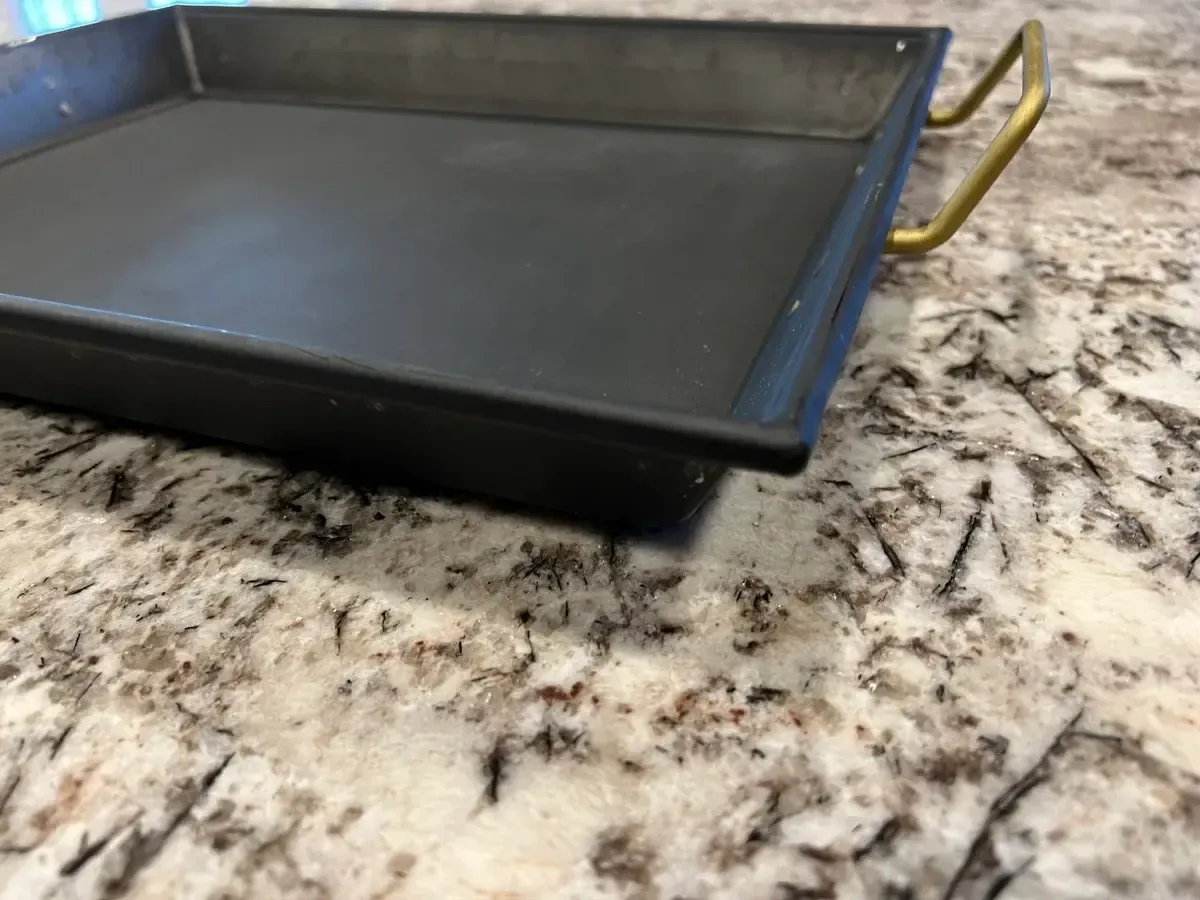 Recatangle black metal serving tray 13" x 18"