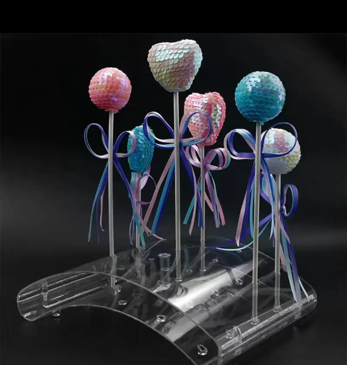 Cake pop stand curved