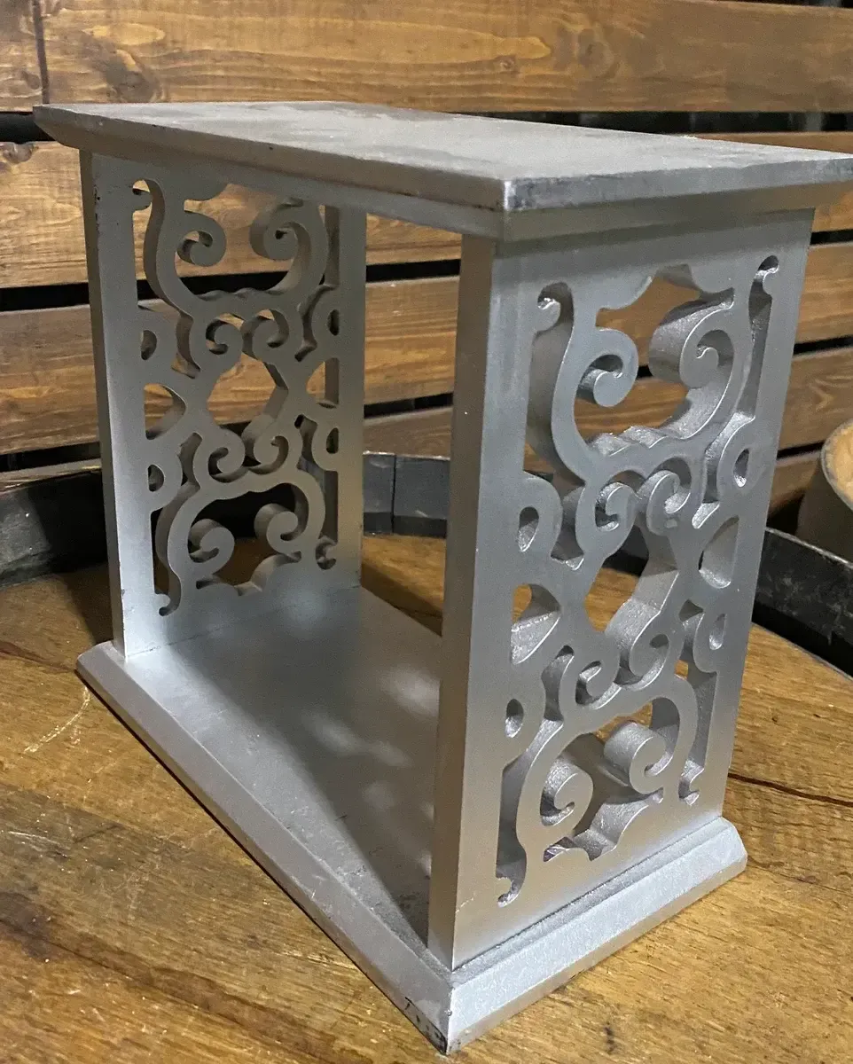 Silver gray decorative riser 10"