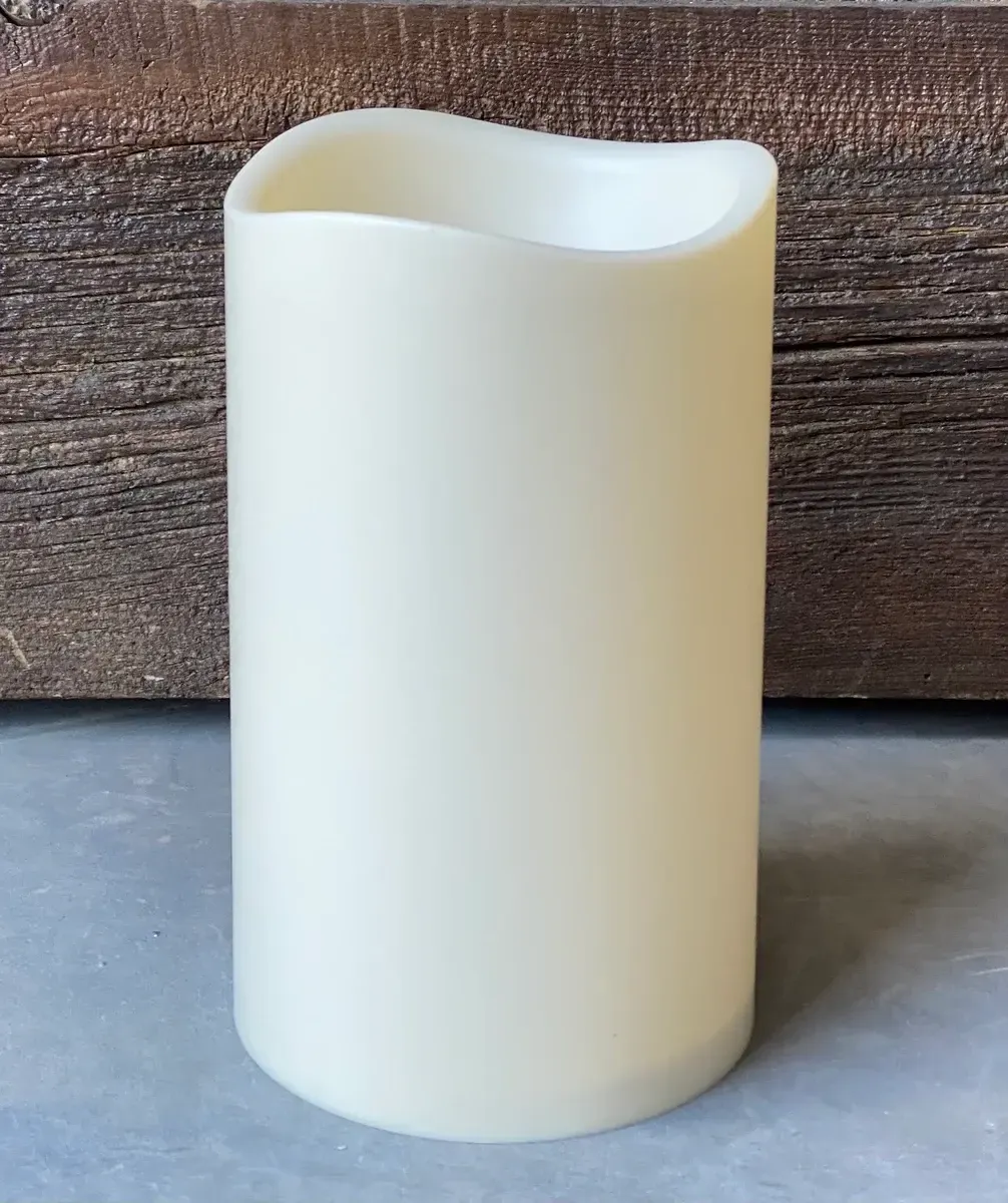 Pillar candle 10"x6"