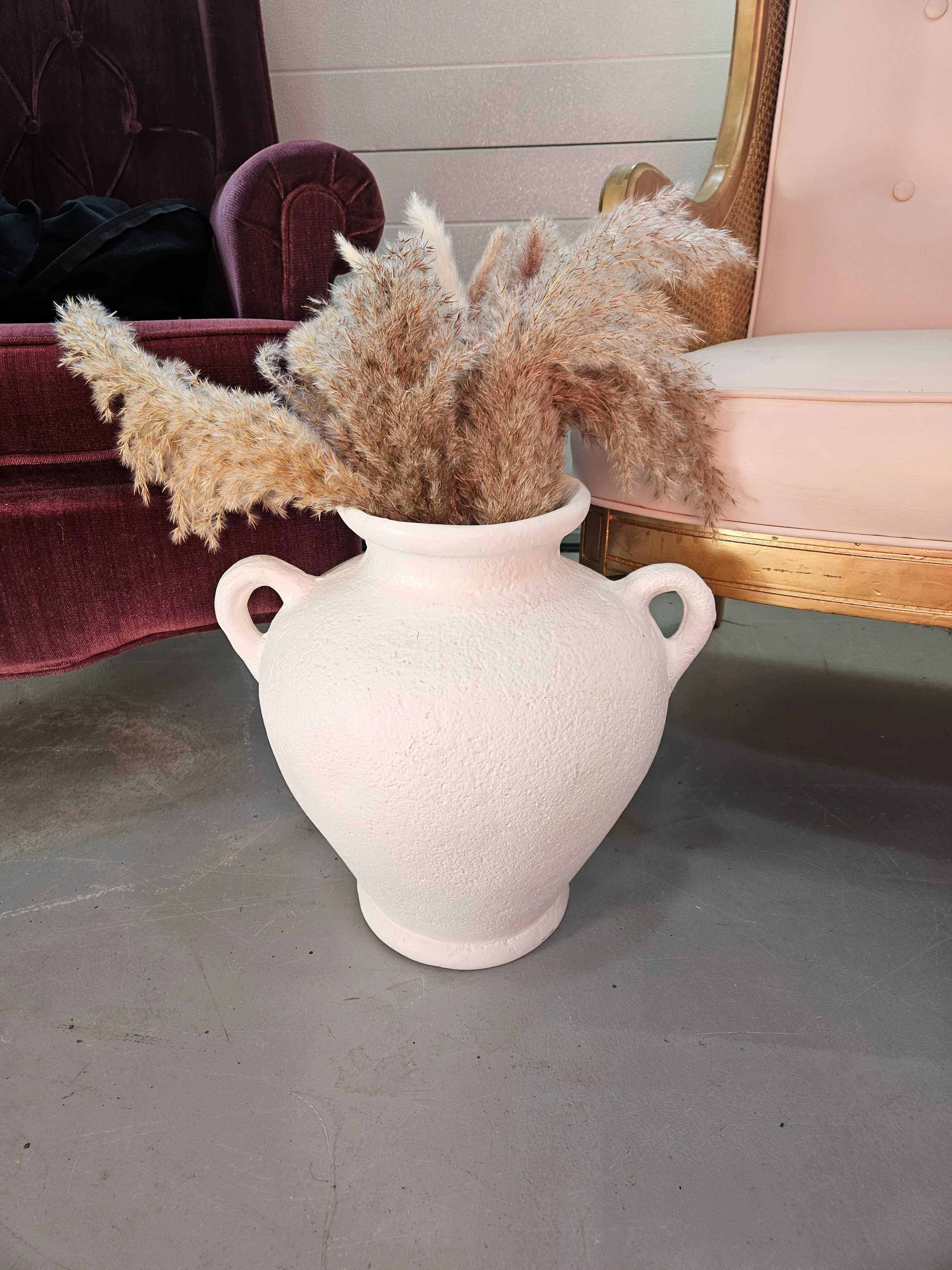 White vase lrg