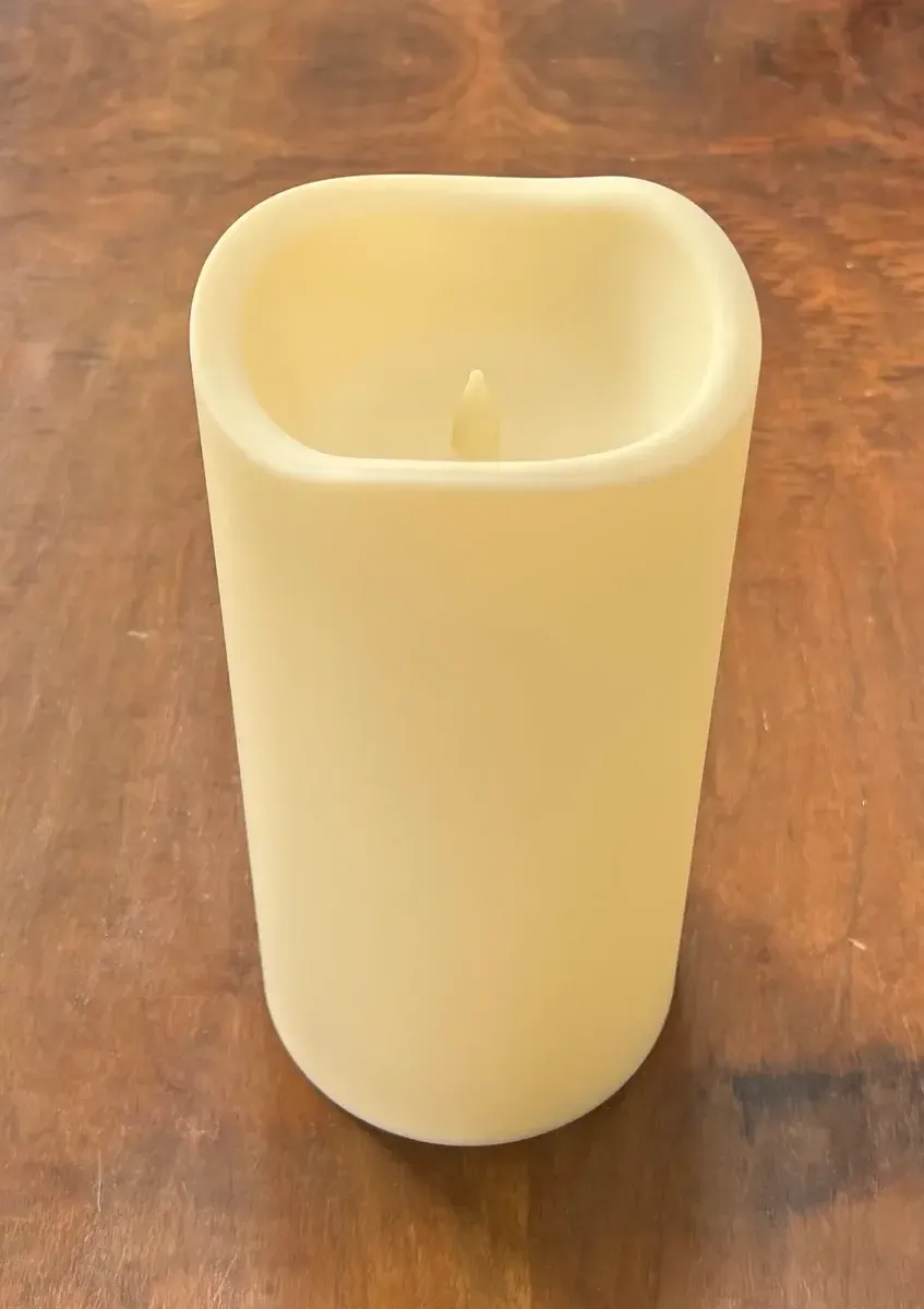Pillar candle 12"x6"