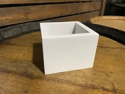 Square white box display or riser- sm