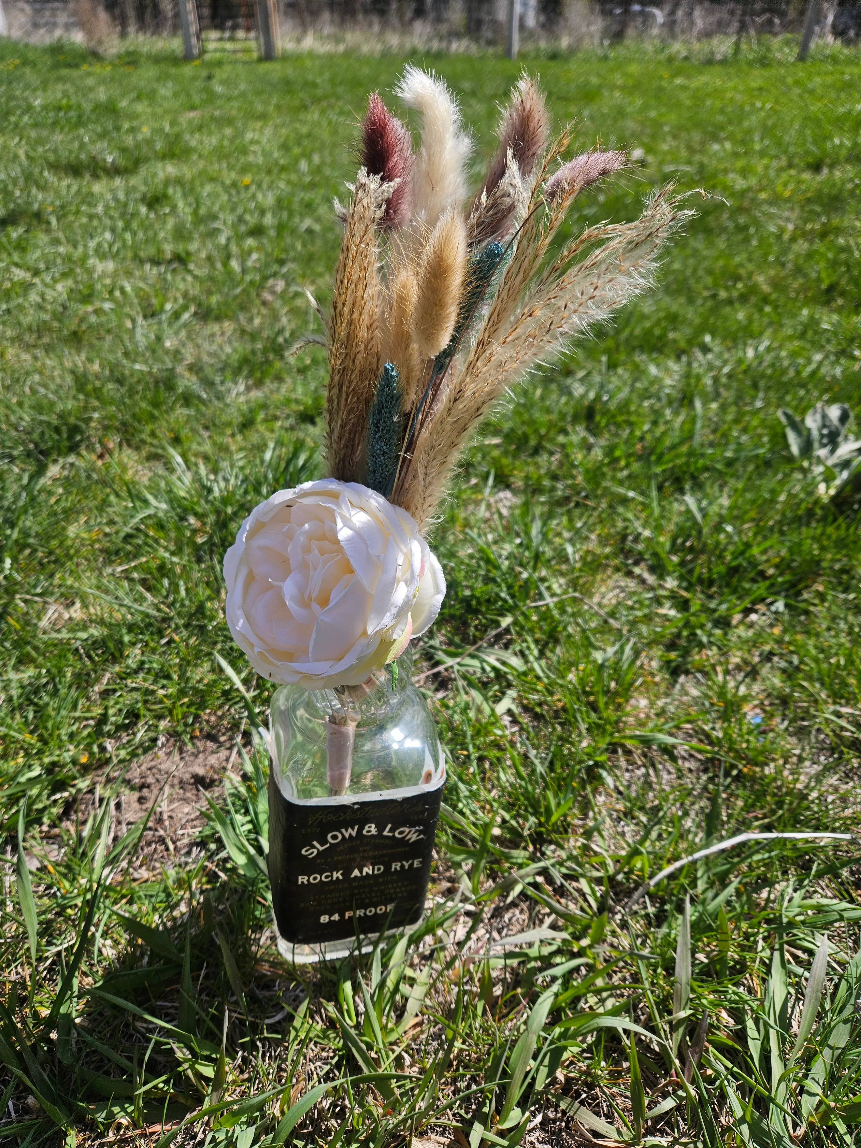 Pampas grass centerpeice white flower