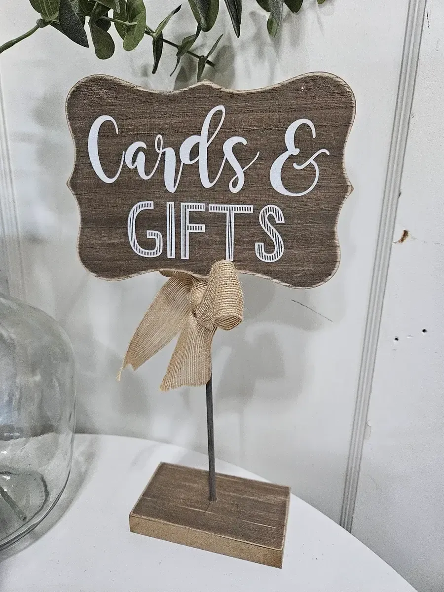 Cards and gifts wooden stand