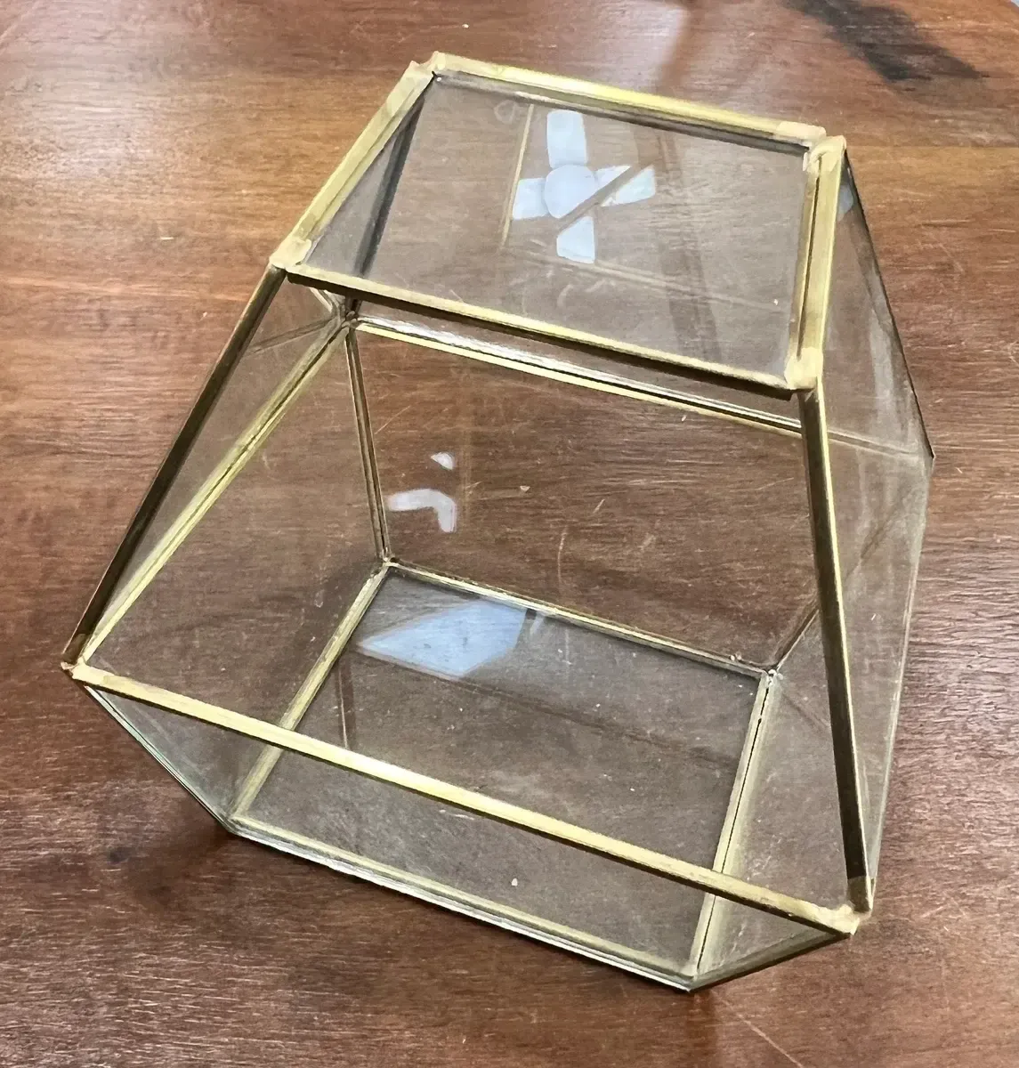 Square base gold terrarium candle holder