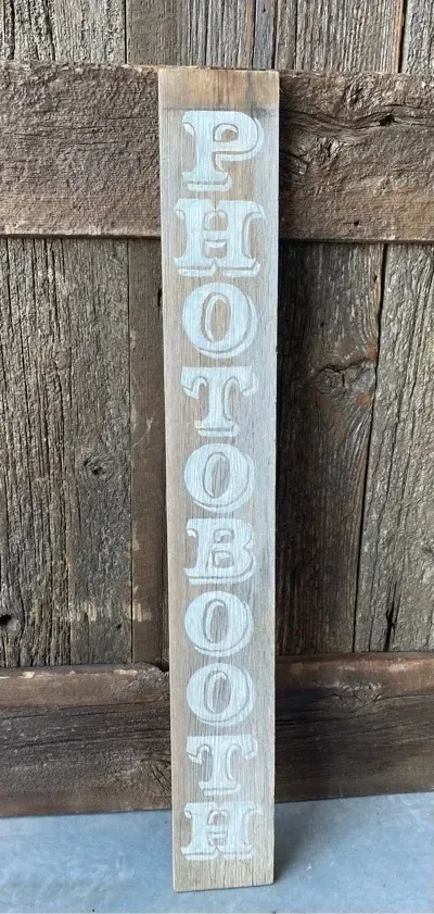 Photo booth vertical sign