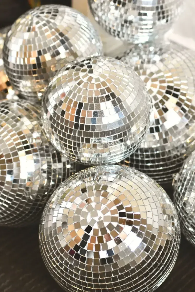 Disco ball 6"