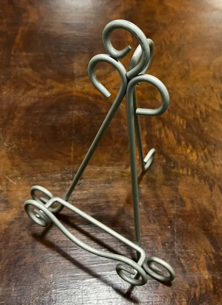 Grey metal tabletop easle 12"