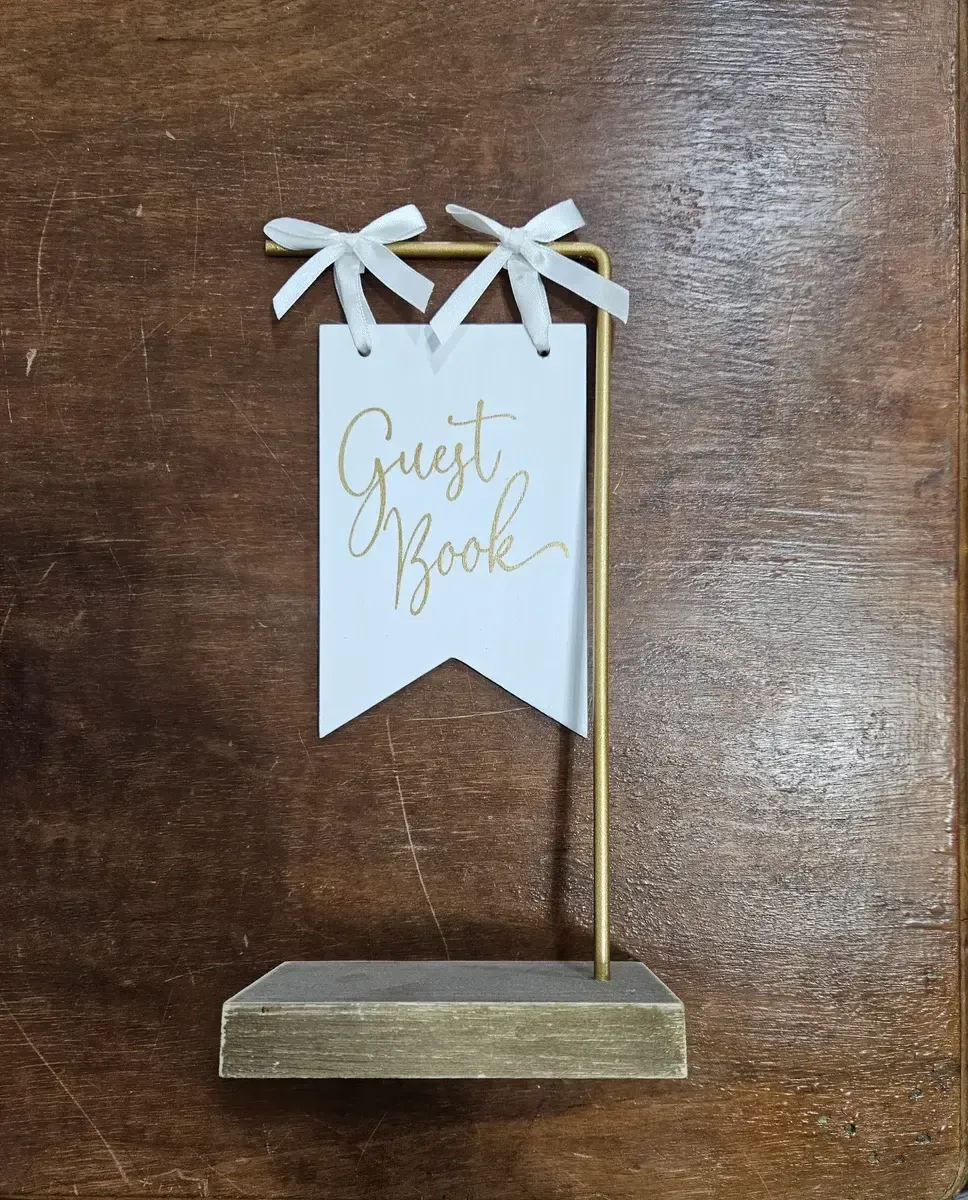 Guest book gold sign