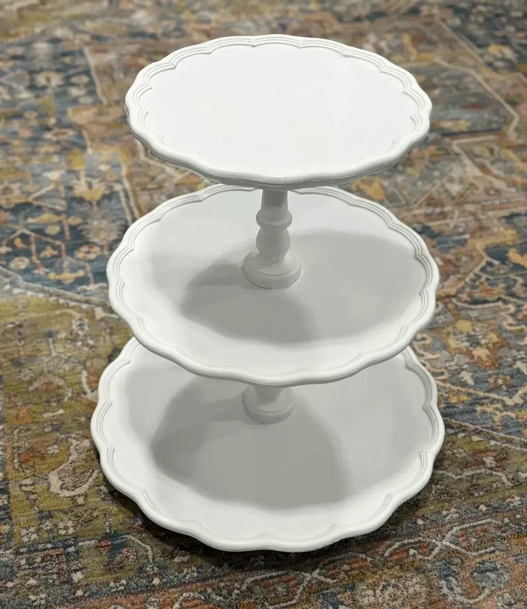 Brittany white 3 tiered serving tray
