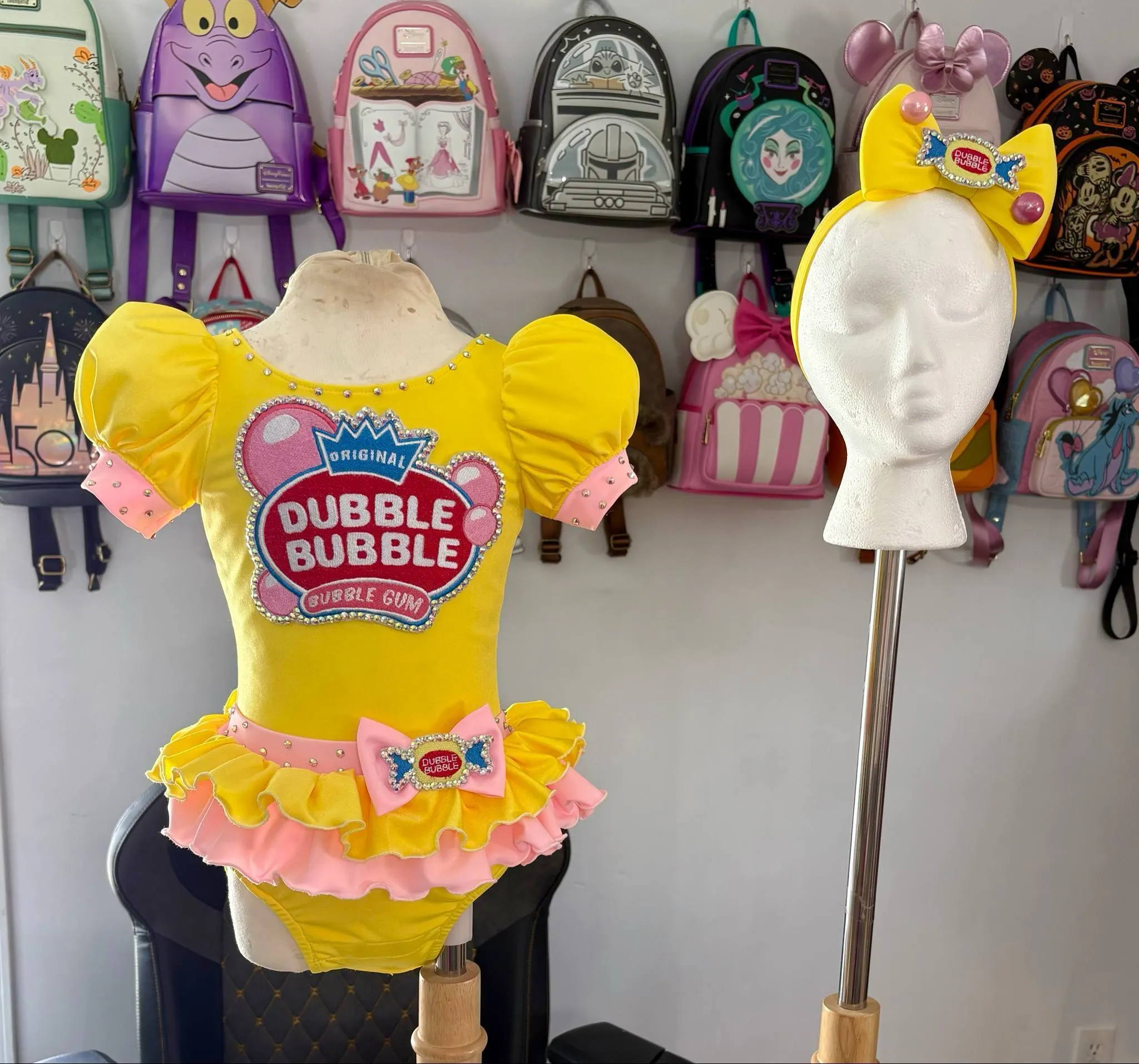 18/3 Bubblegum OOC/Swim-Kara Vaughn