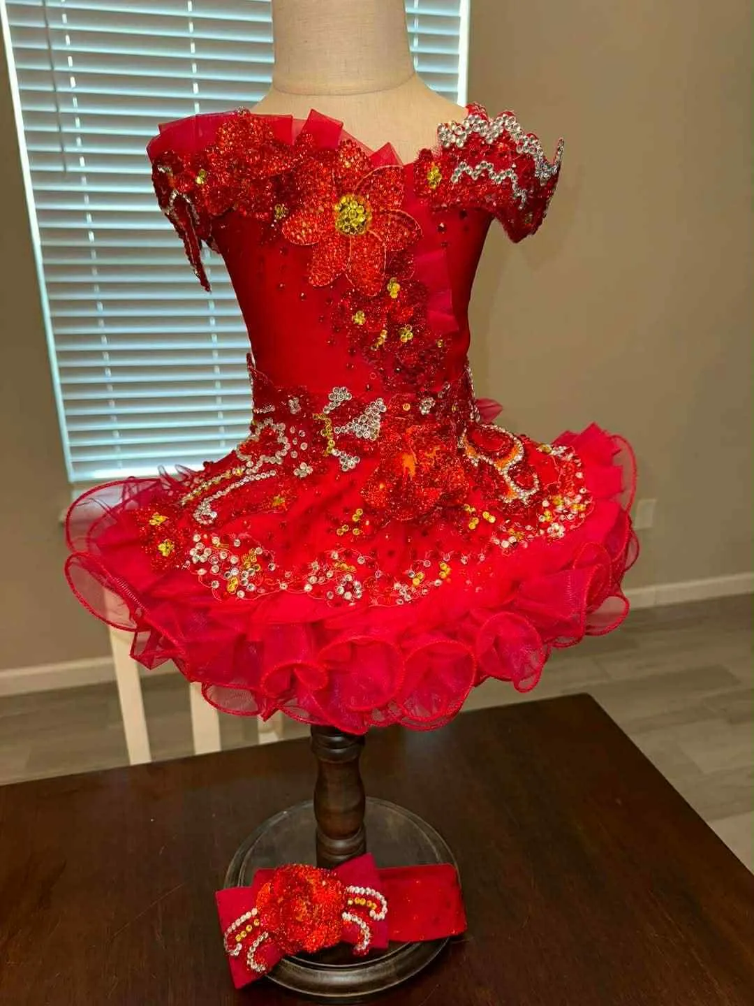 18/3 Red/ Yellow Shuggy- Chelis Matthews