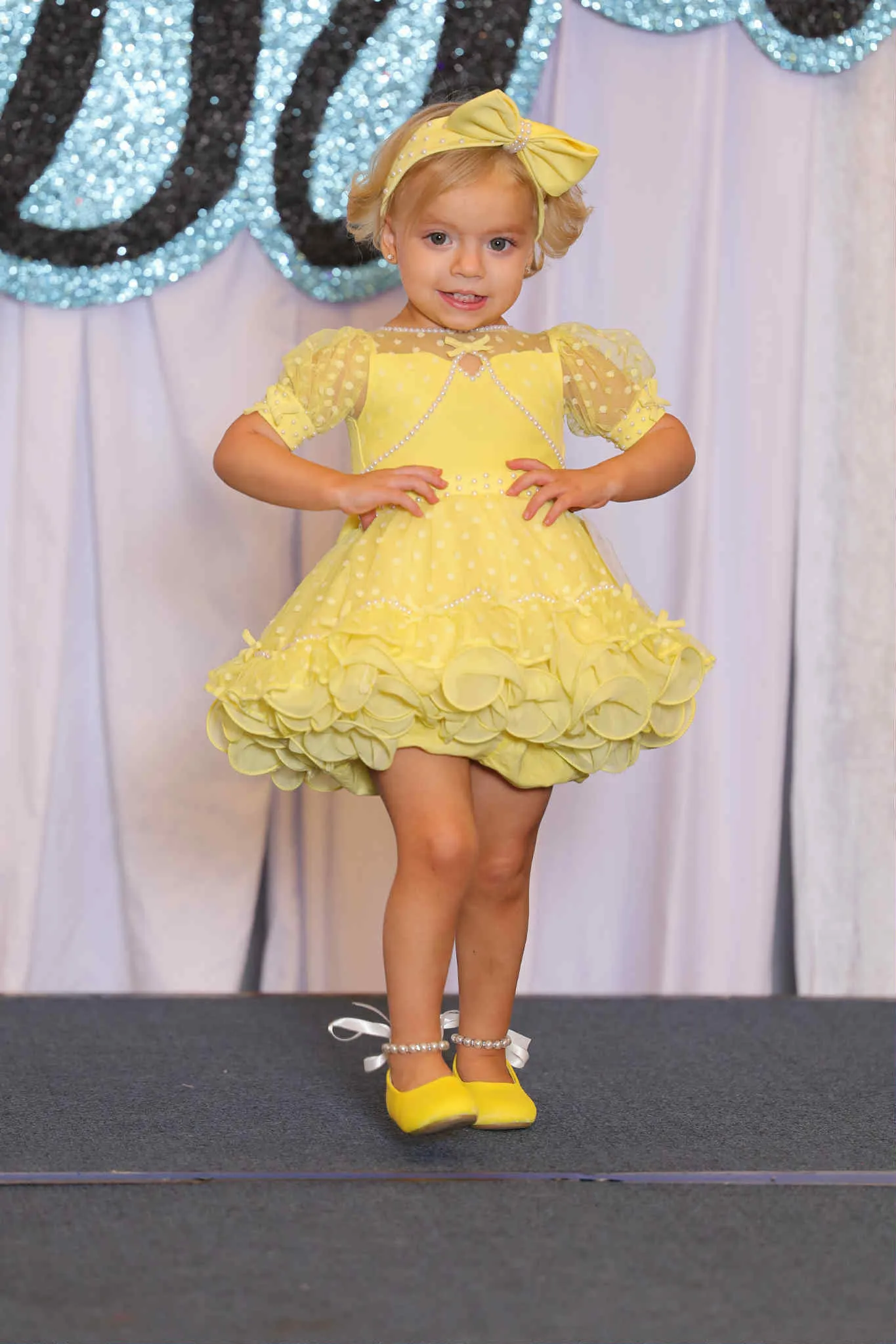 9/18 Yellow Ember Glitz Natural- Kelsie Huggins