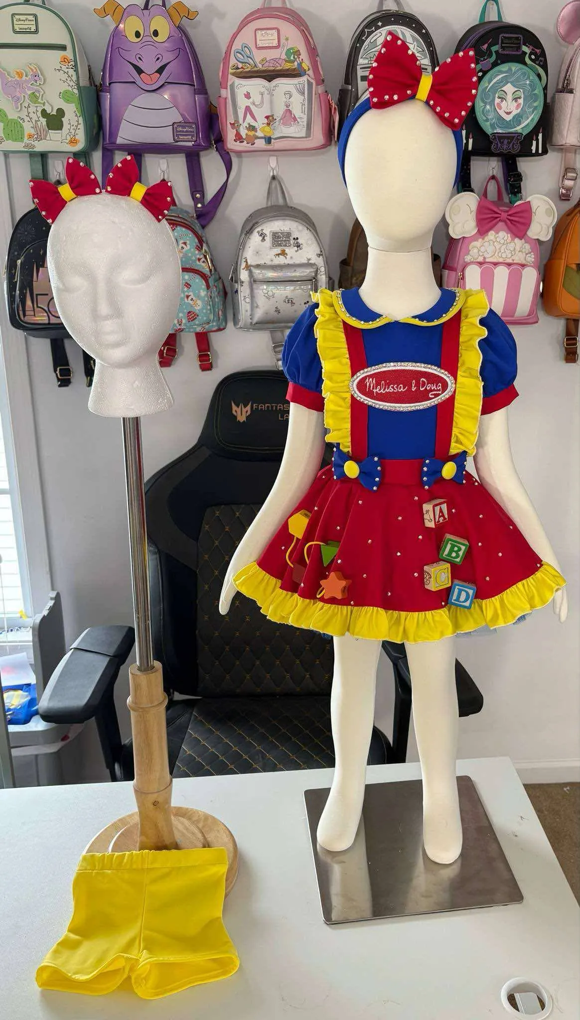 12/2-18/3 Melissa and Doug OOC/Schoolwear-Kara Vaughn