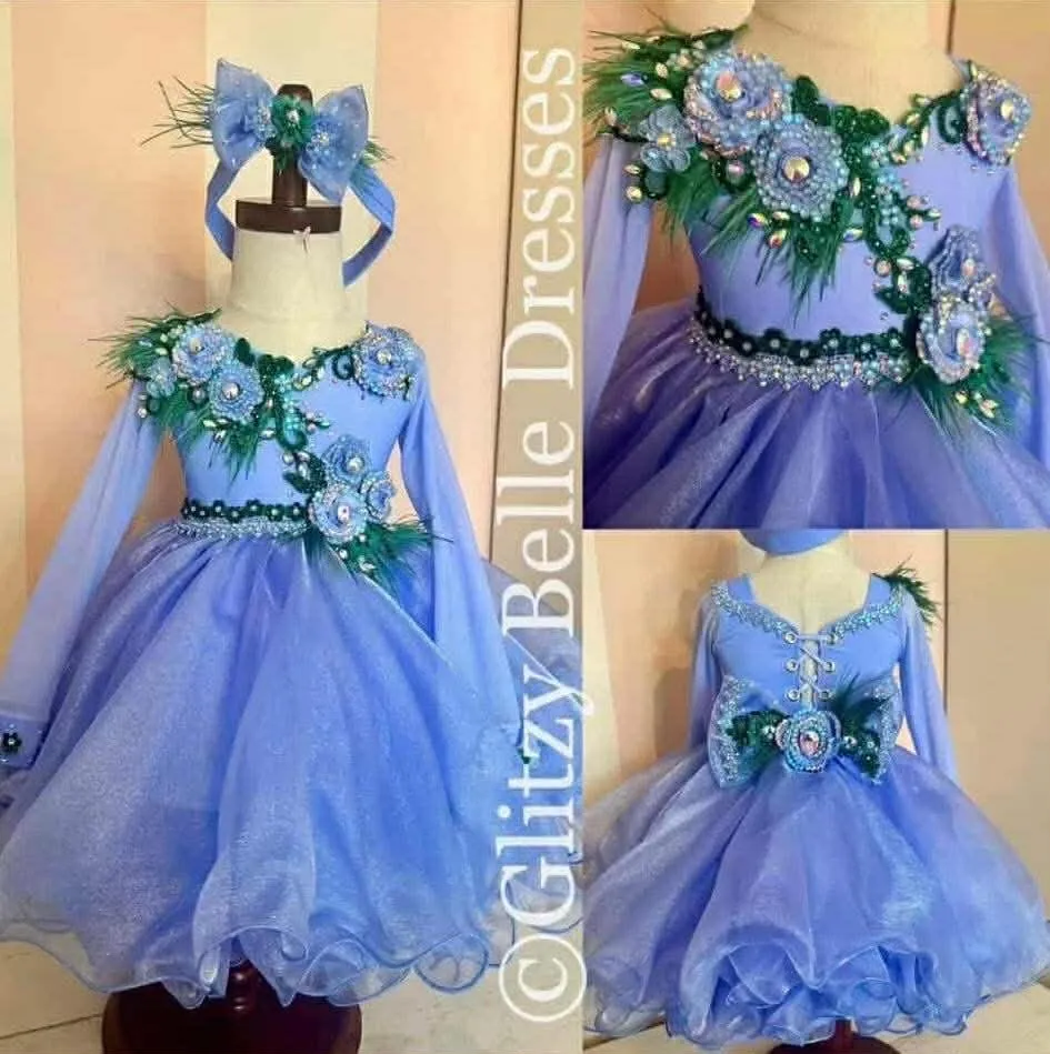 18/3 Lilac and Green Glitzy Belle- Hannah Sims