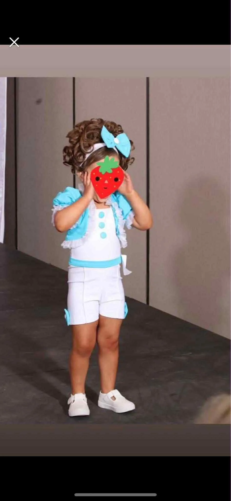 18/3 small 2/4 Cinderella Fashions White/Blue Casual-Kara Vaughn