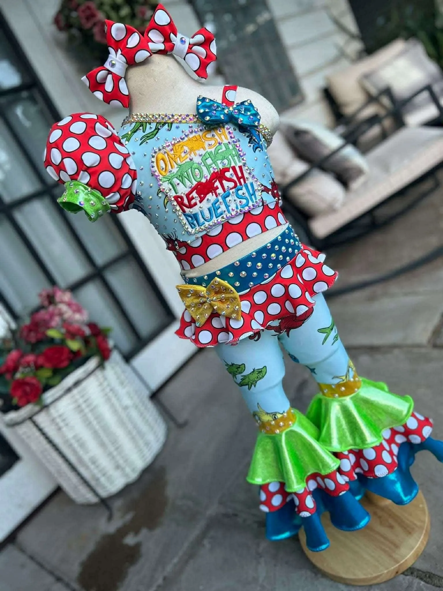 12/2 Miss Ellz Dr Suess 1 Fish 2 Fish OOC- Anna Baker